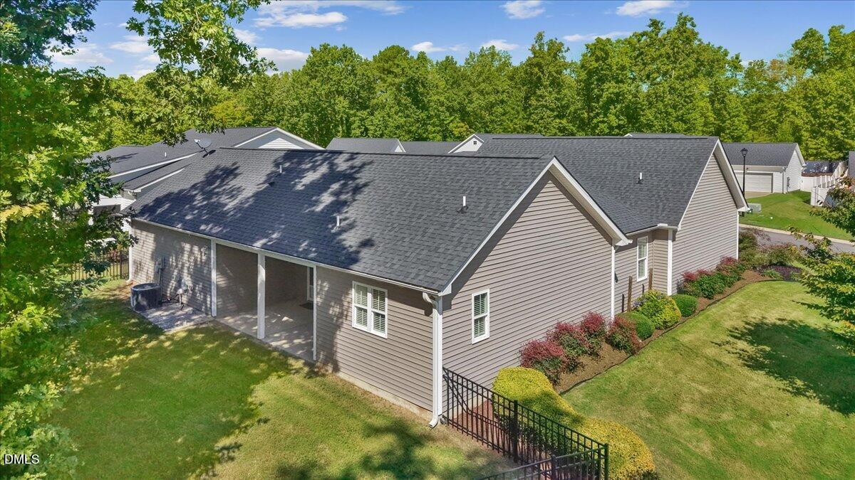 414 Ashley Wds Court Property Photo 4