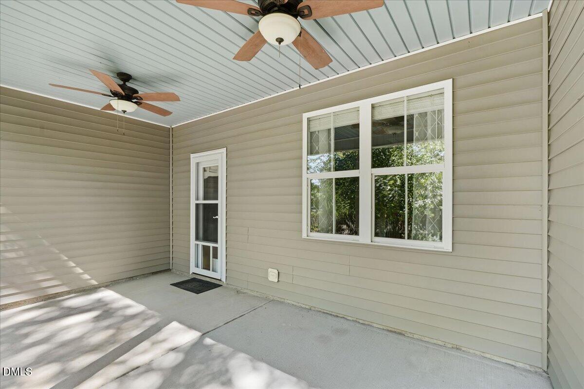 414 Ashley Wds Court Property Photo 8