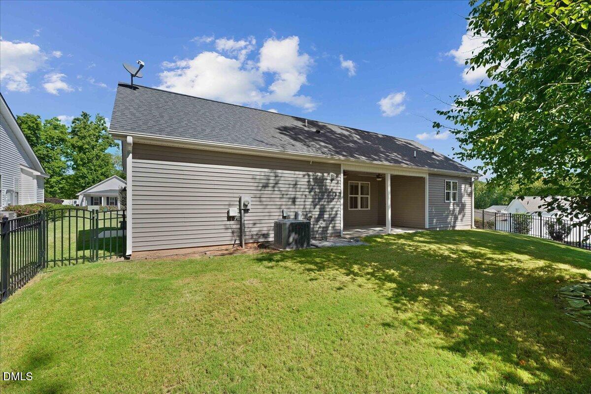 414 Ashley Wds Court Property Photo 10