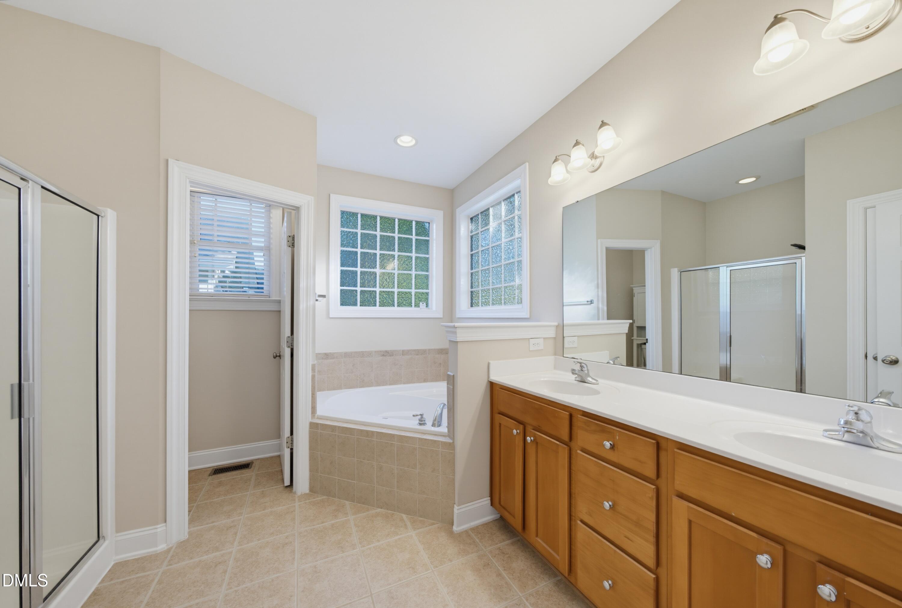 411 Homegate Circle Property Photo 13