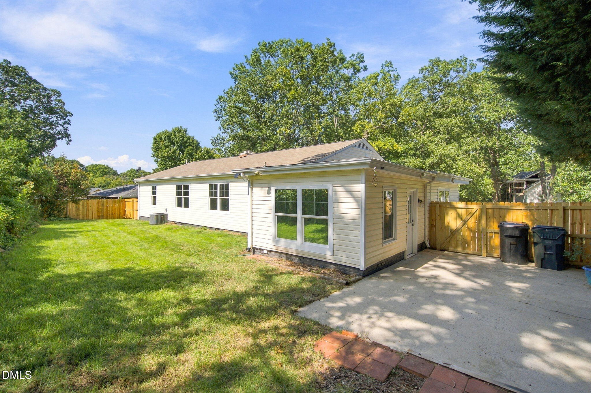 1908 Woodland Avenue Property Photo 28
