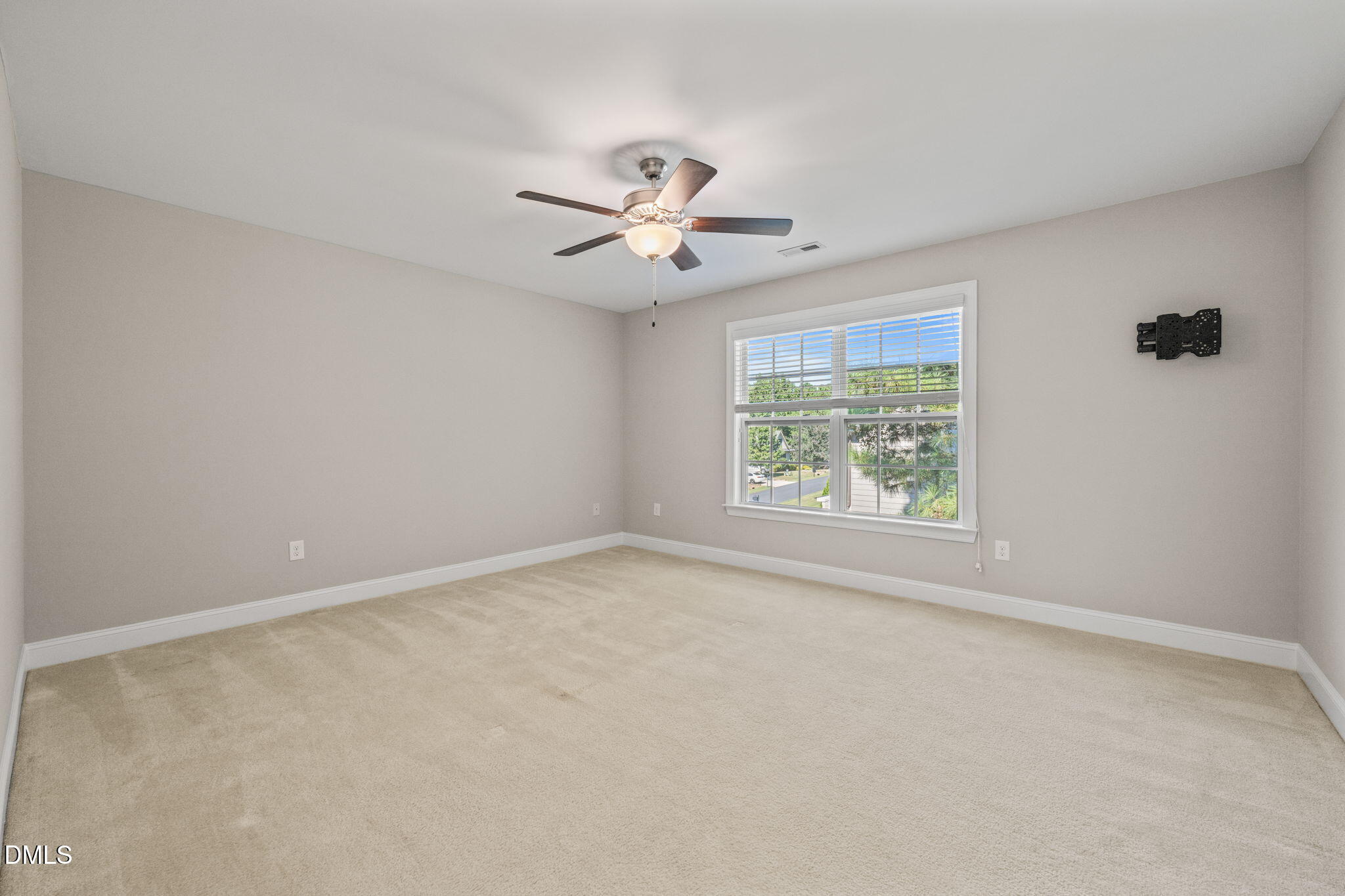 26 Ventasso Drive Property Photo 42