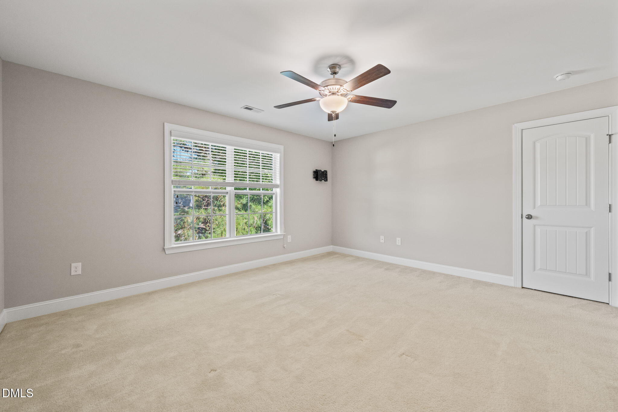 26 Ventasso Drive Property Photo 43