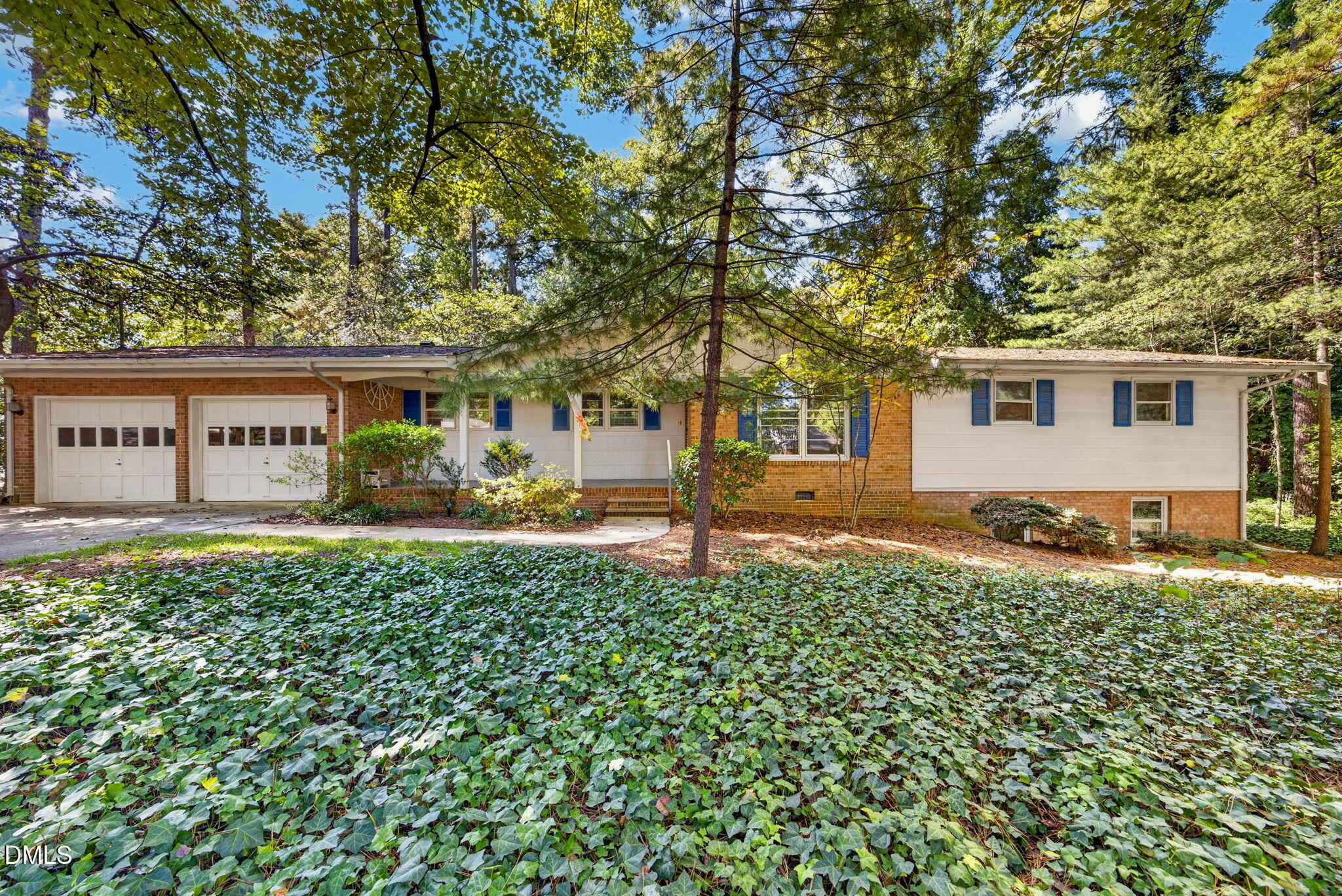 5019 Tanglewood Drive Property Photo 1