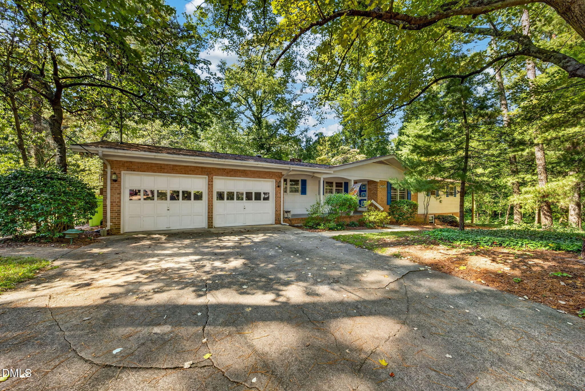 5019 Tanglewood Drive Property Photo 3