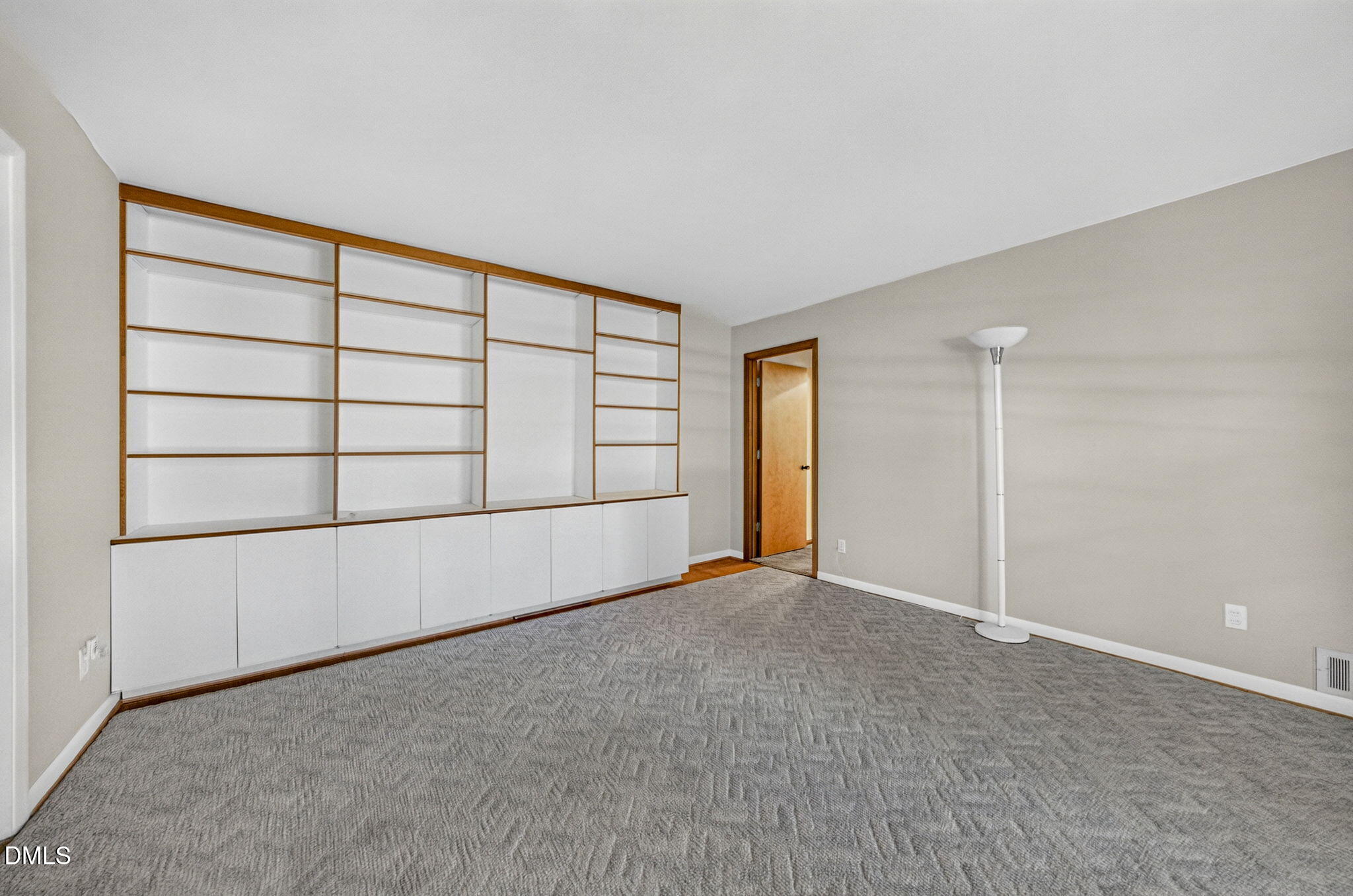 5019 Tanglewood Drive Property Photo 12