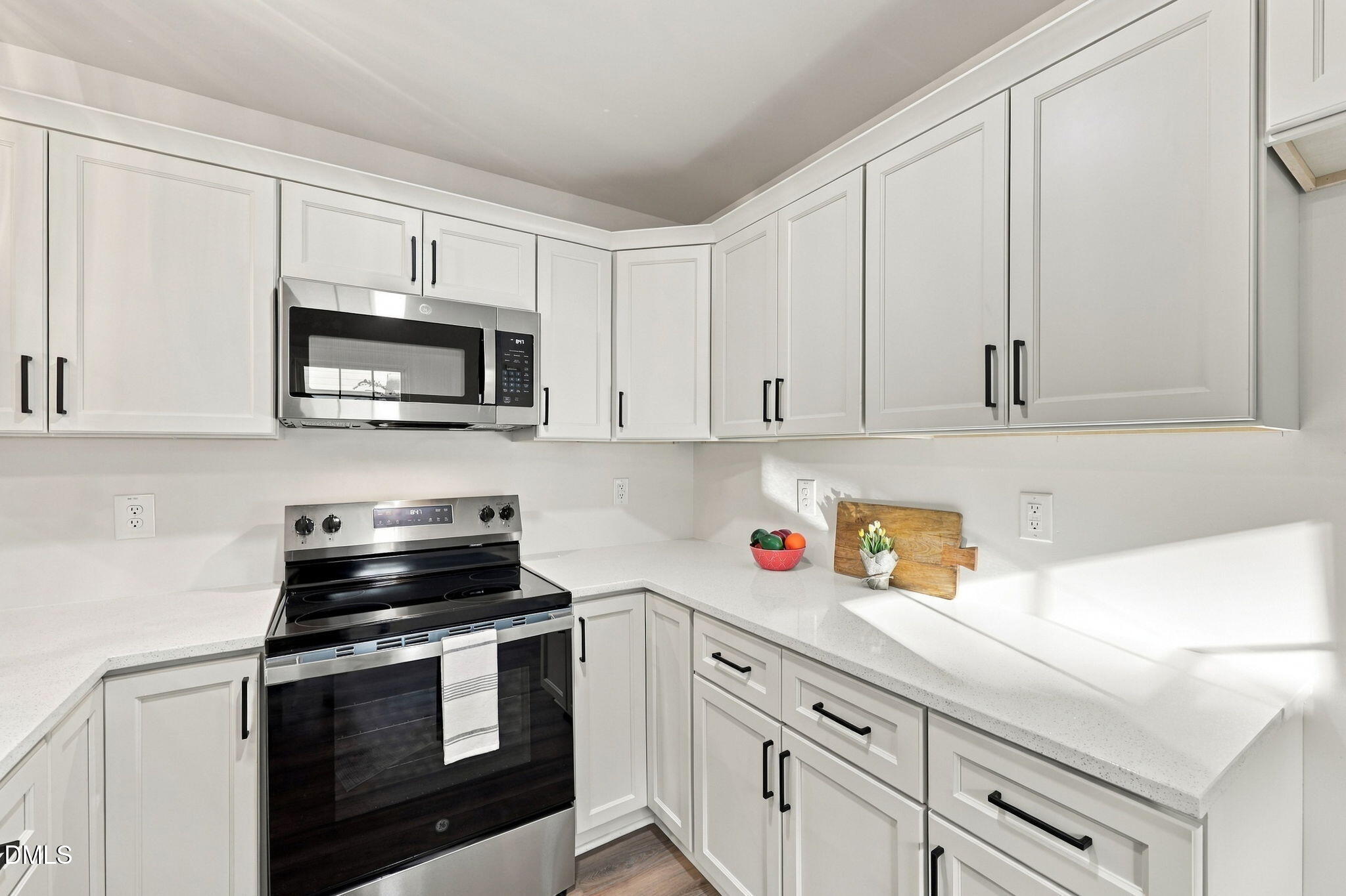 1002 Louis Street Property Photo 6