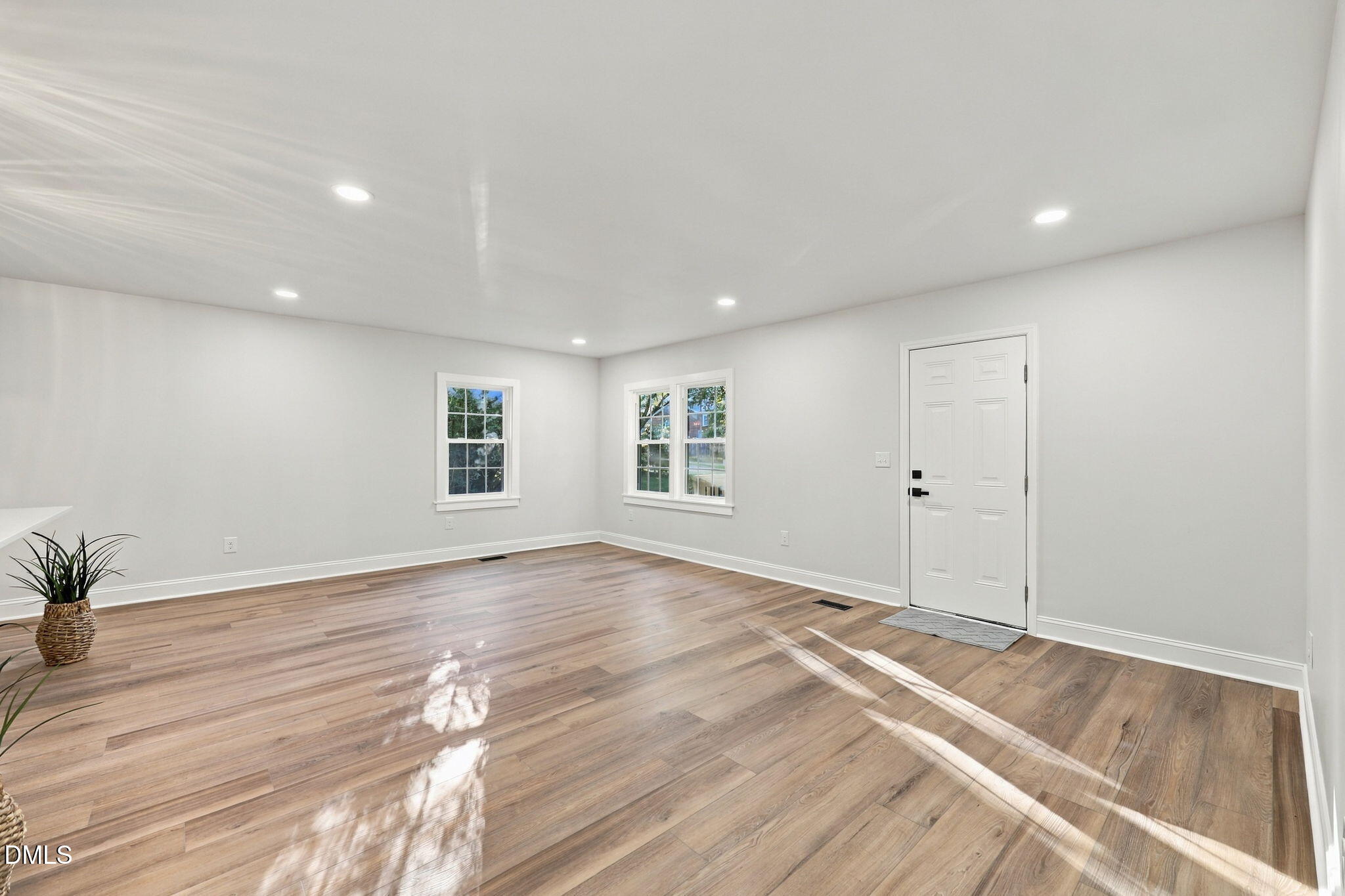 1002 Louis Street Property Photo 11