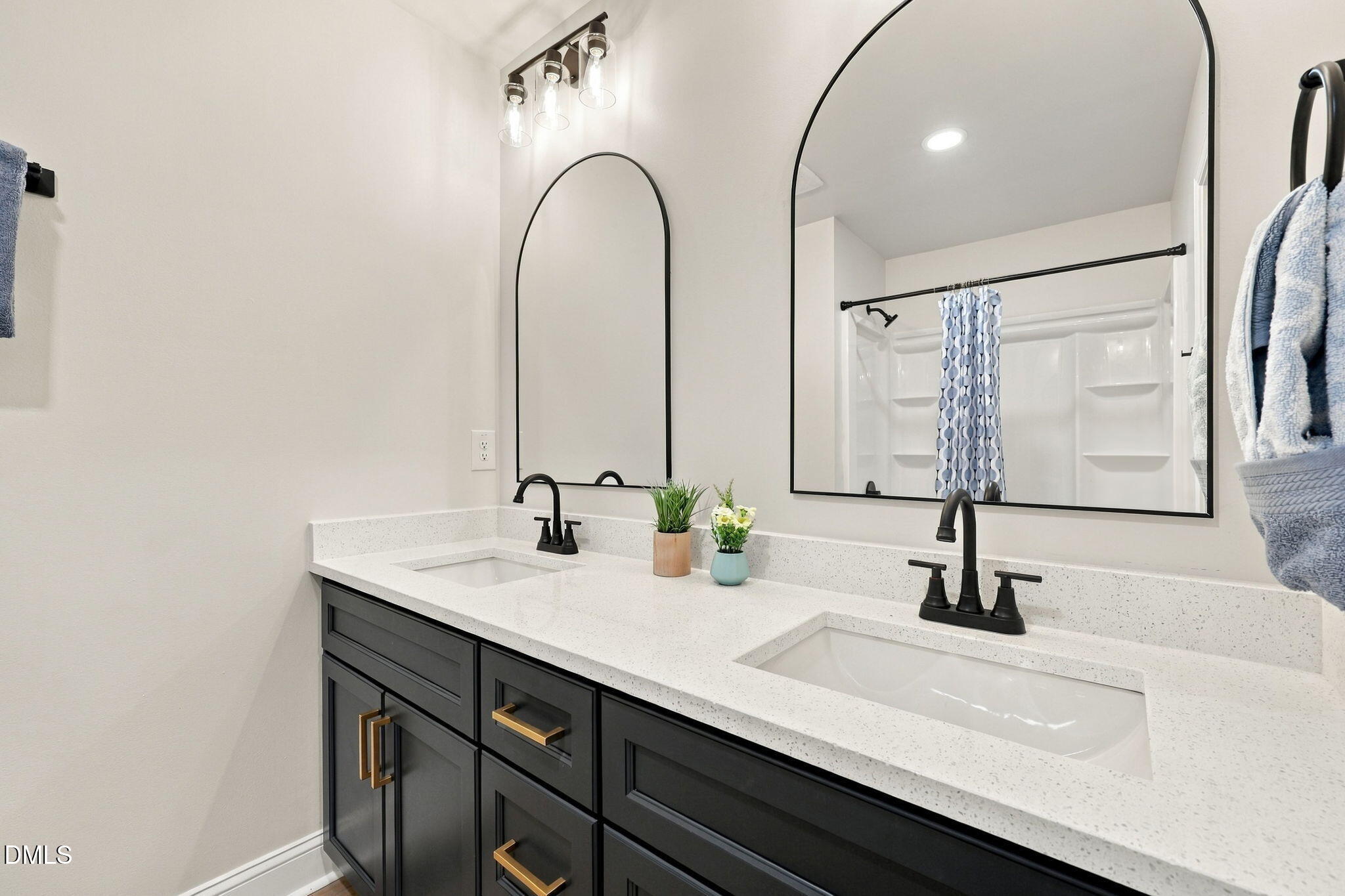 1002 Louis Street Property Photo 14
