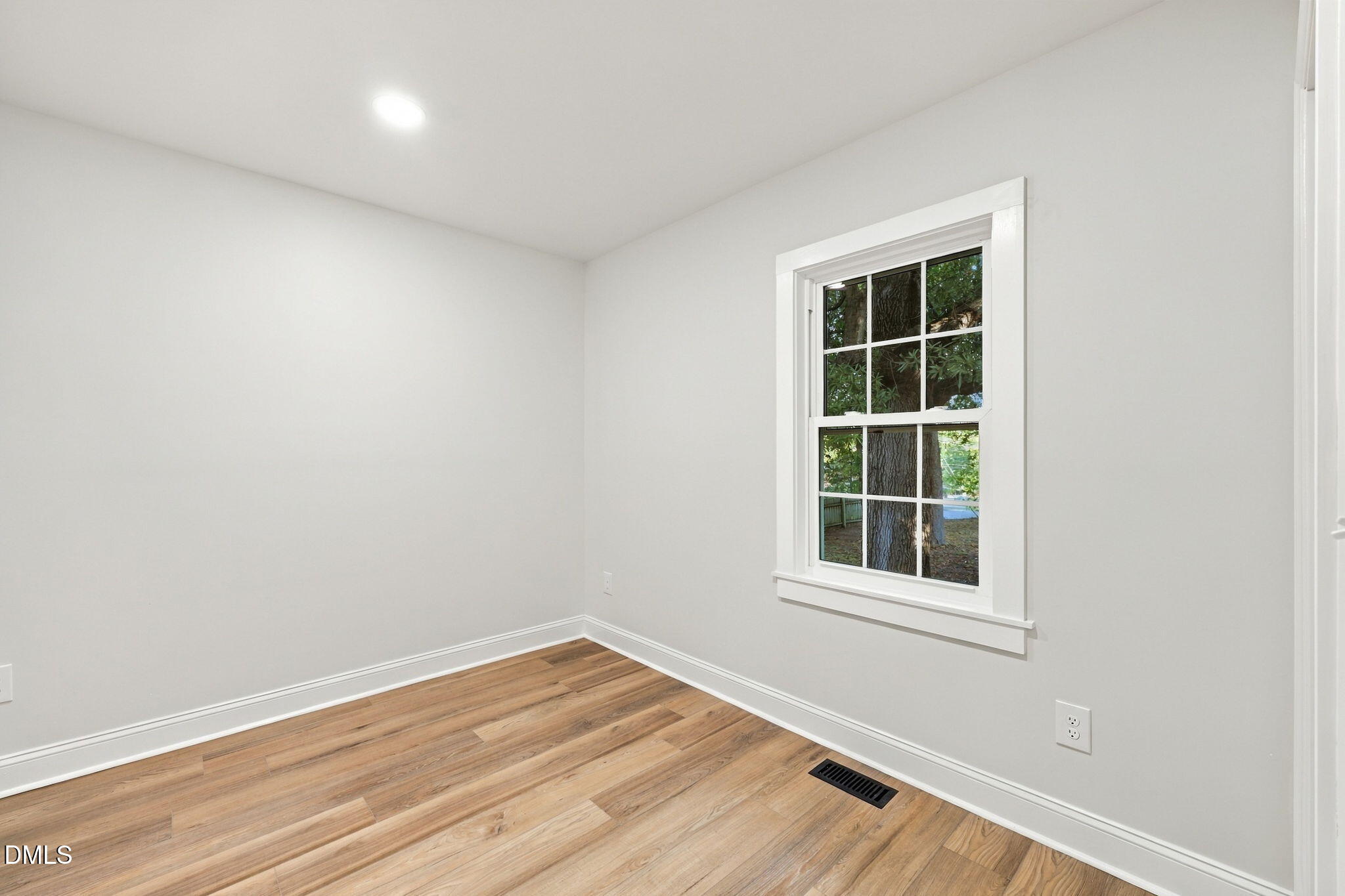 1002 Louis Street Property Photo 21