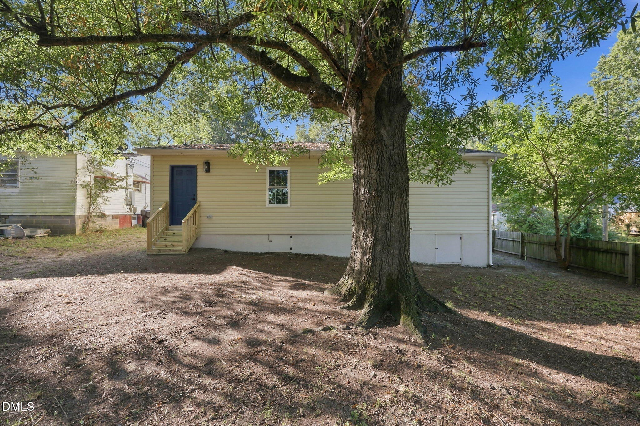 1002 Louis Street Property Photo 23