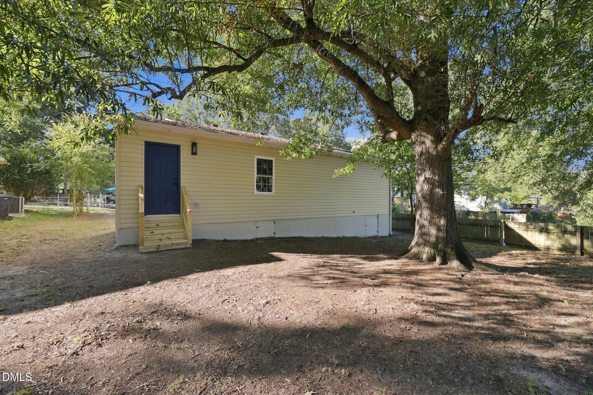1002 Louis Street Property Photo 25