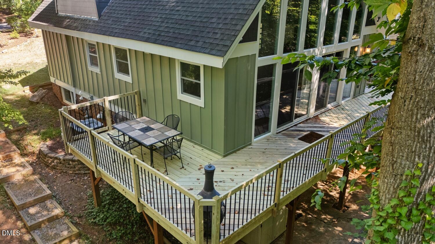 1009 Collins Drive Property Photo 32