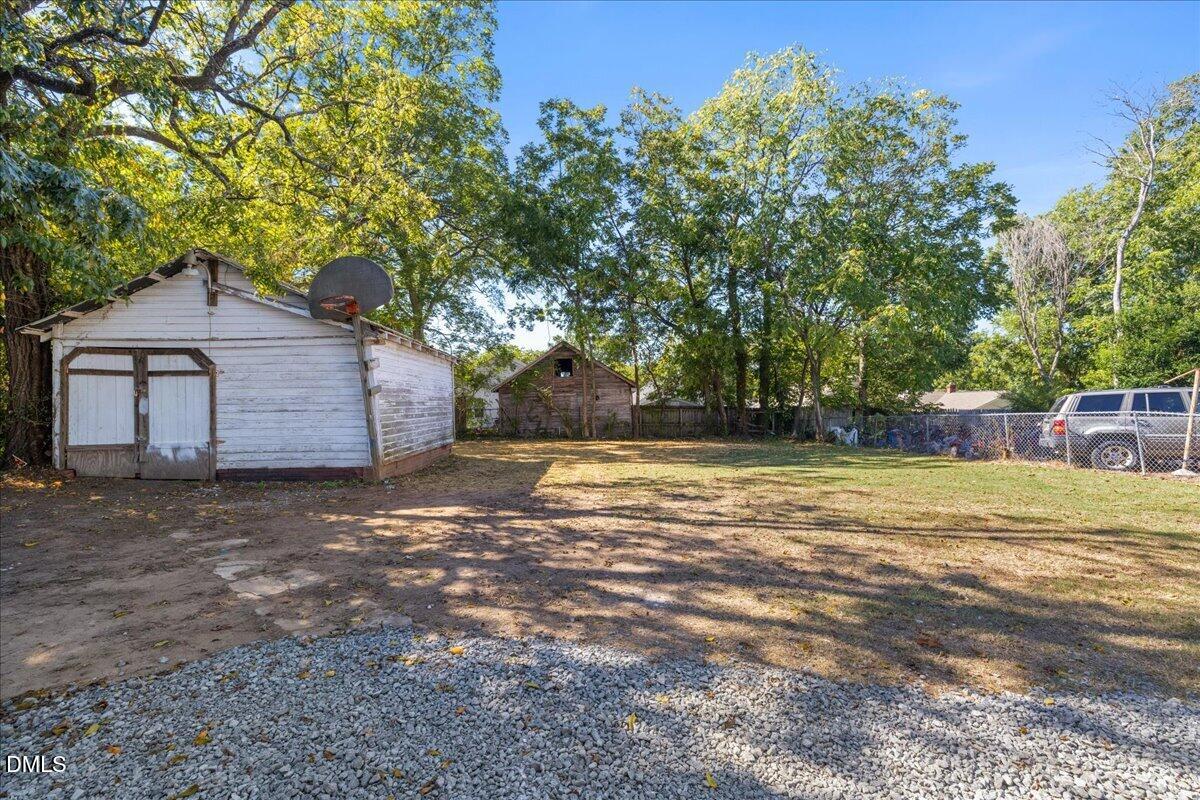 911 Alma Street Property Photo 50