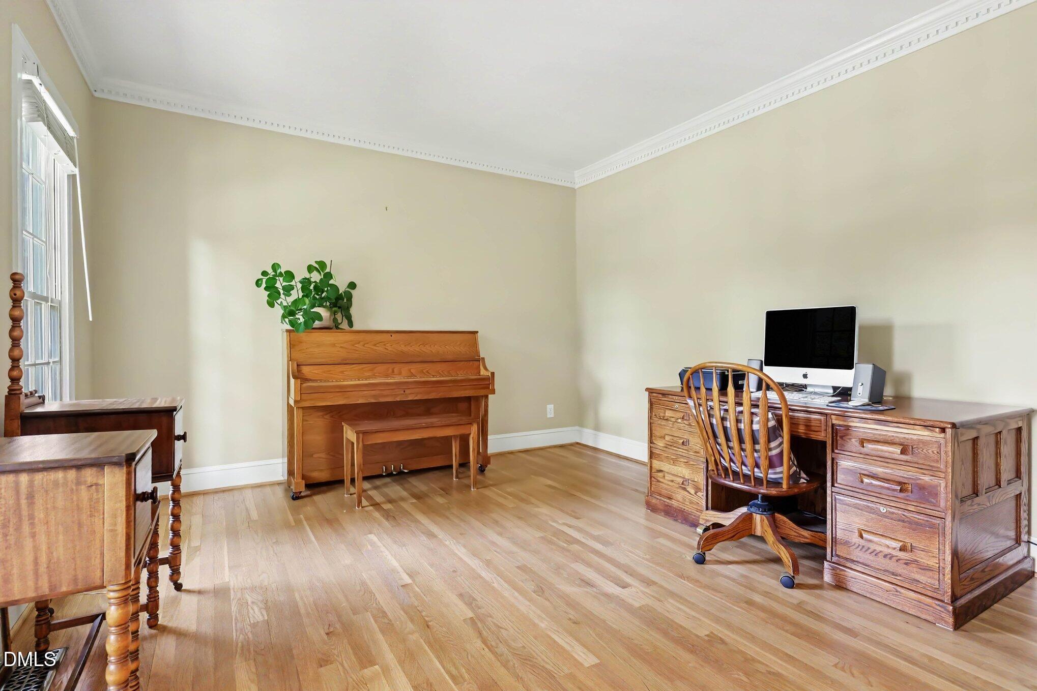205 Fox Briar Lane Property Photo 10