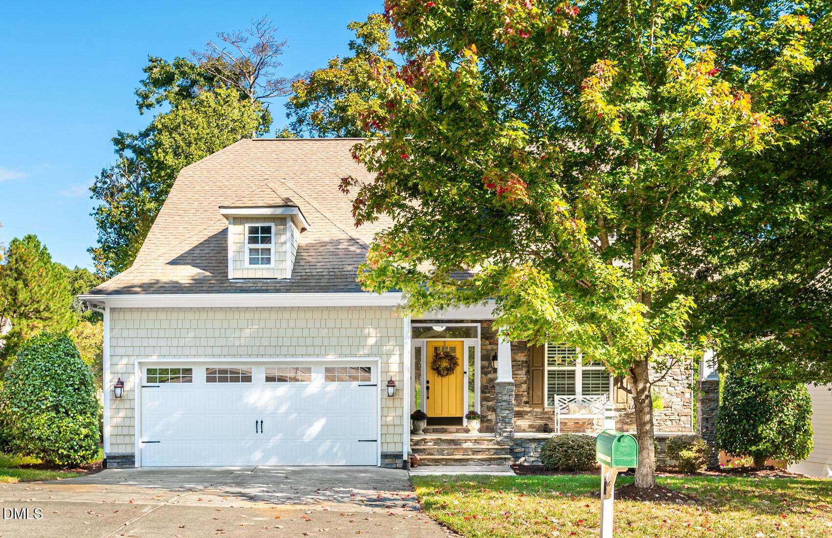7 Persimmon Court Property Photo 1