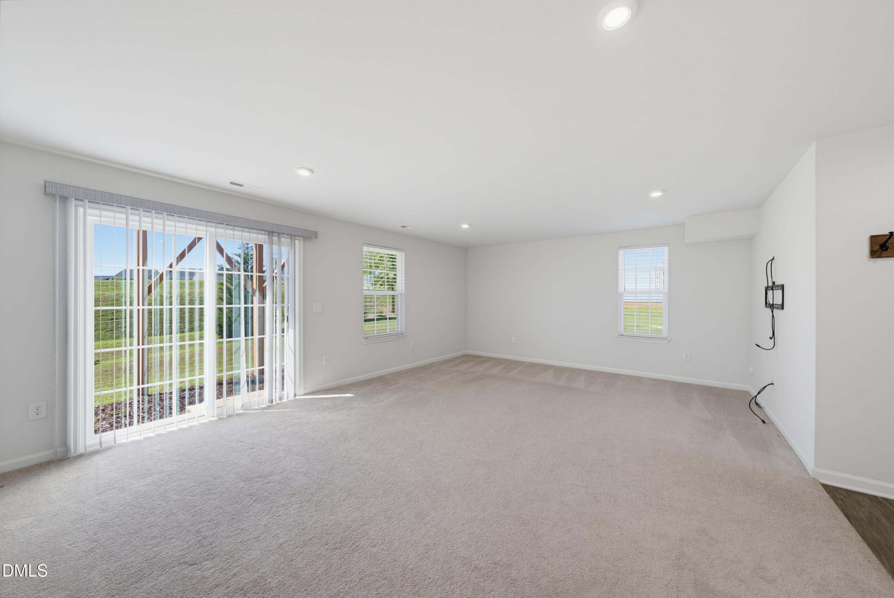 240 Misty Pike Drive Property Photo 19