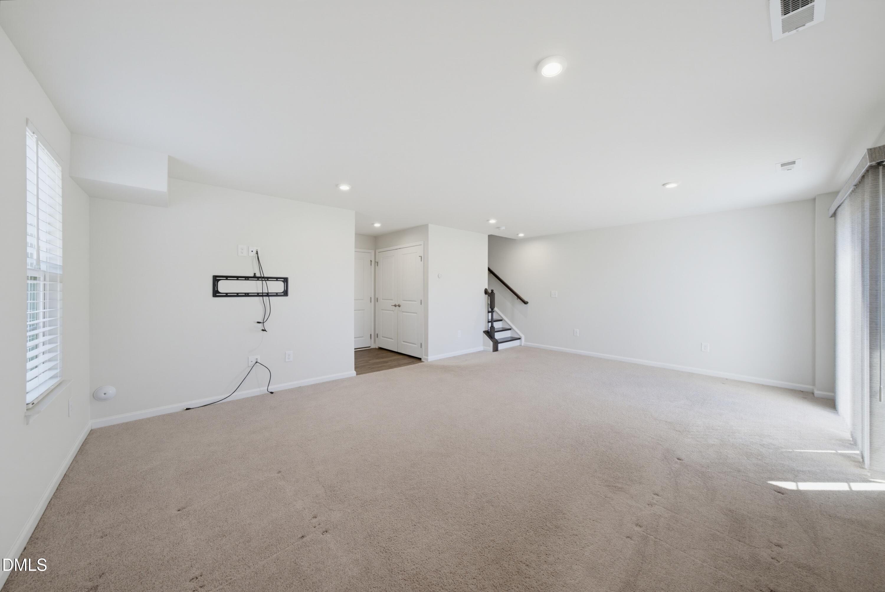 240 Misty Pike Drive Property Photo 20