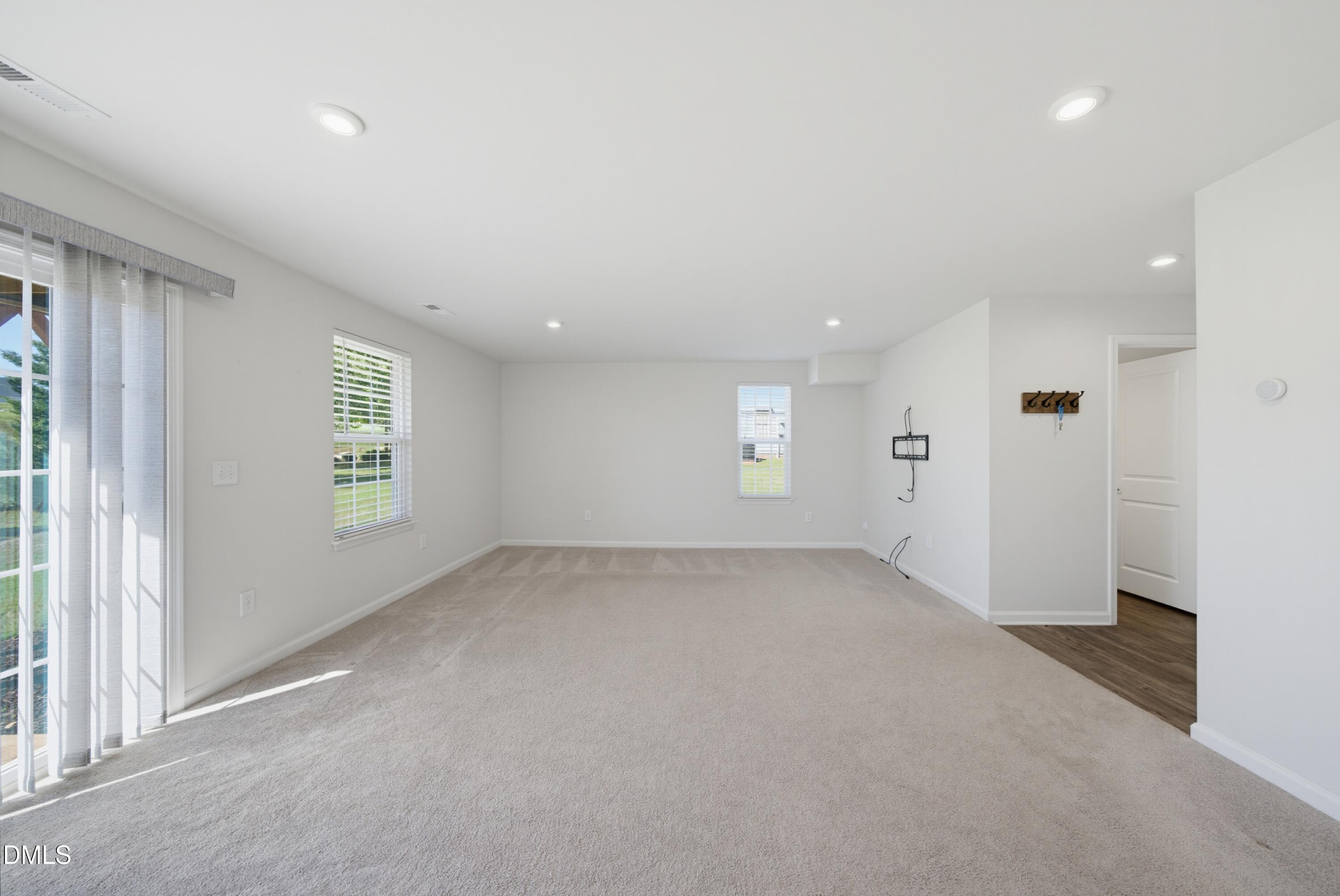 240 Misty Pike Drive Property Photo 21