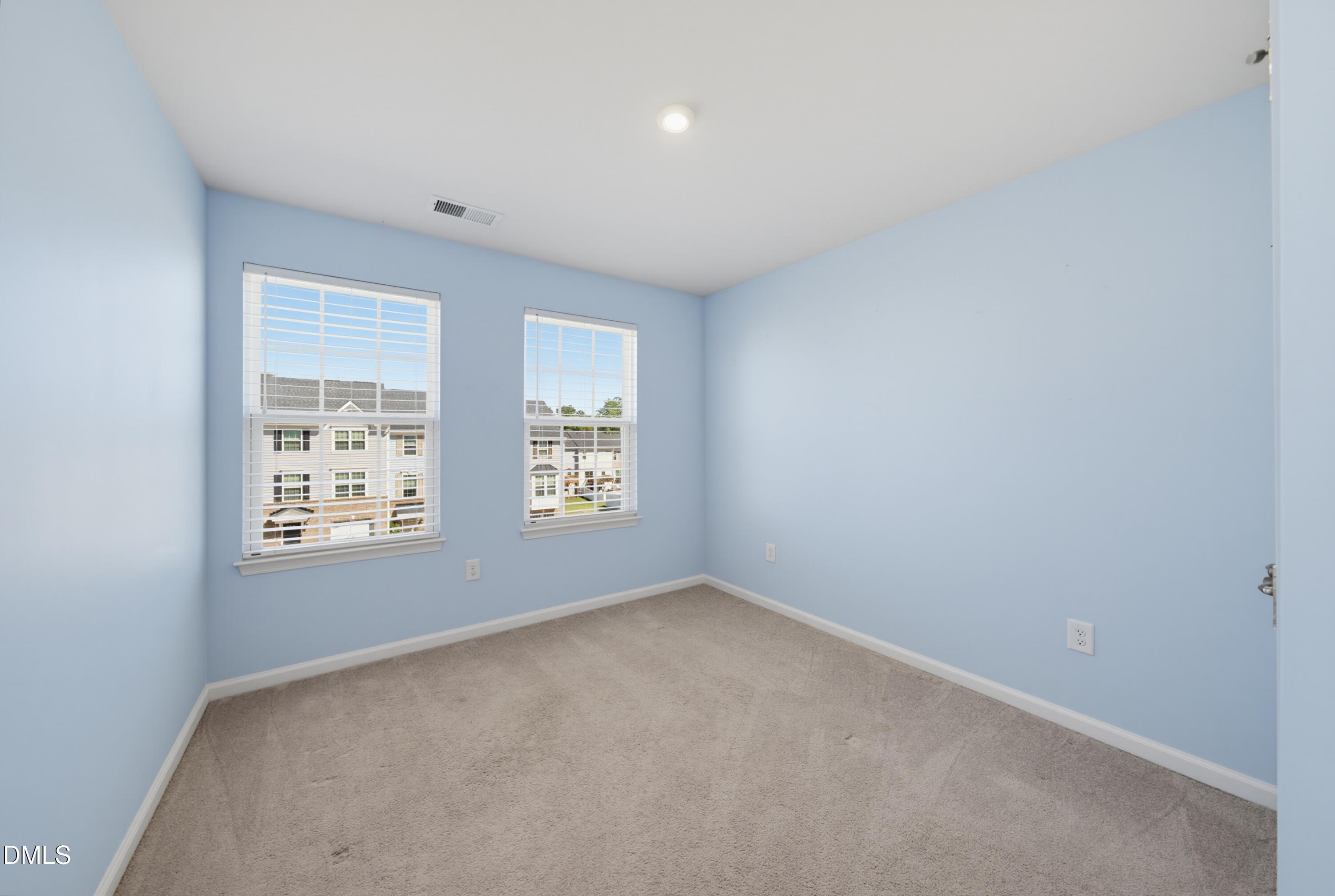 240 Misty Pike Drive Property Photo 25