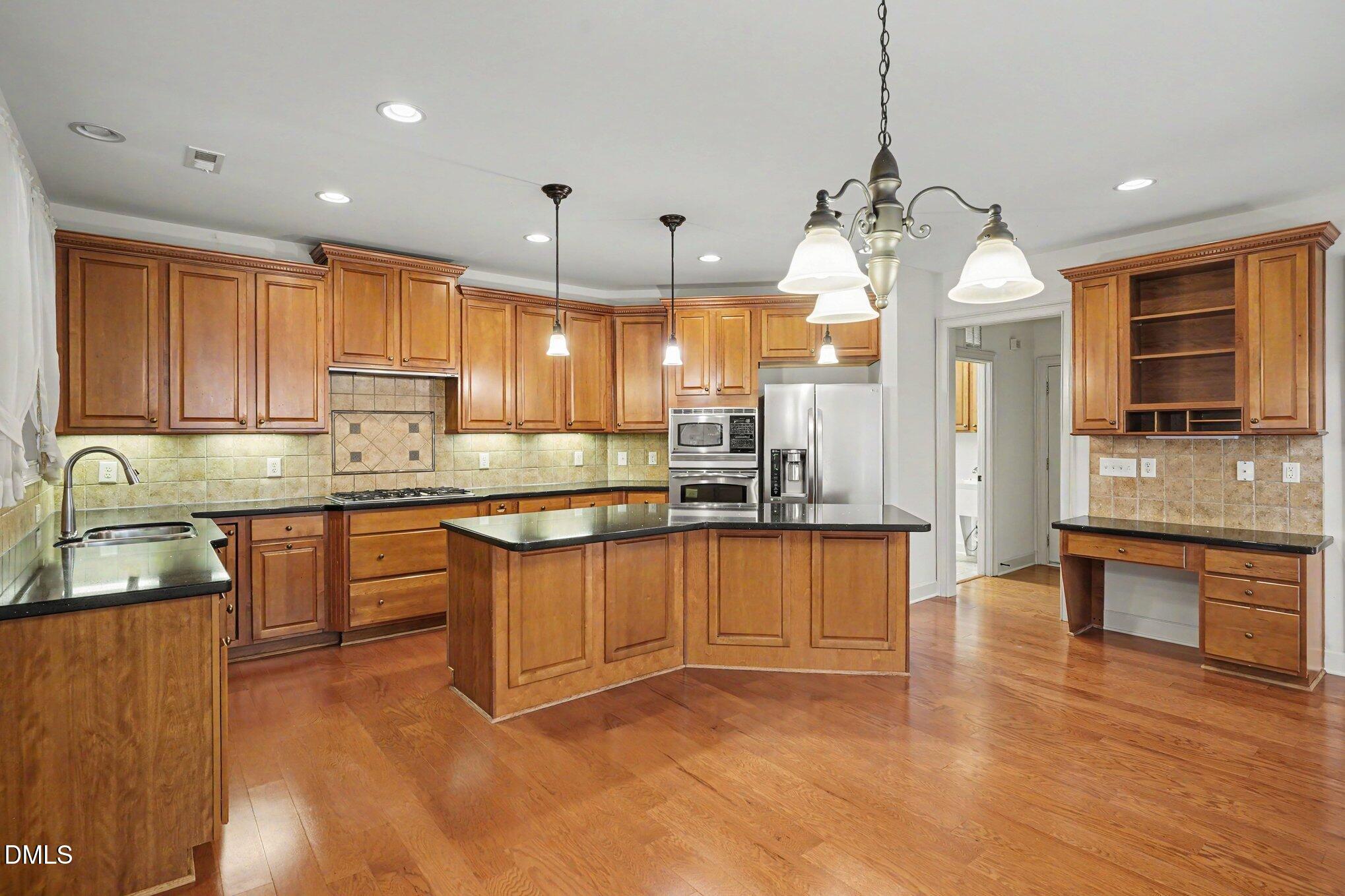 410 Belrose Drive Property Photo 11