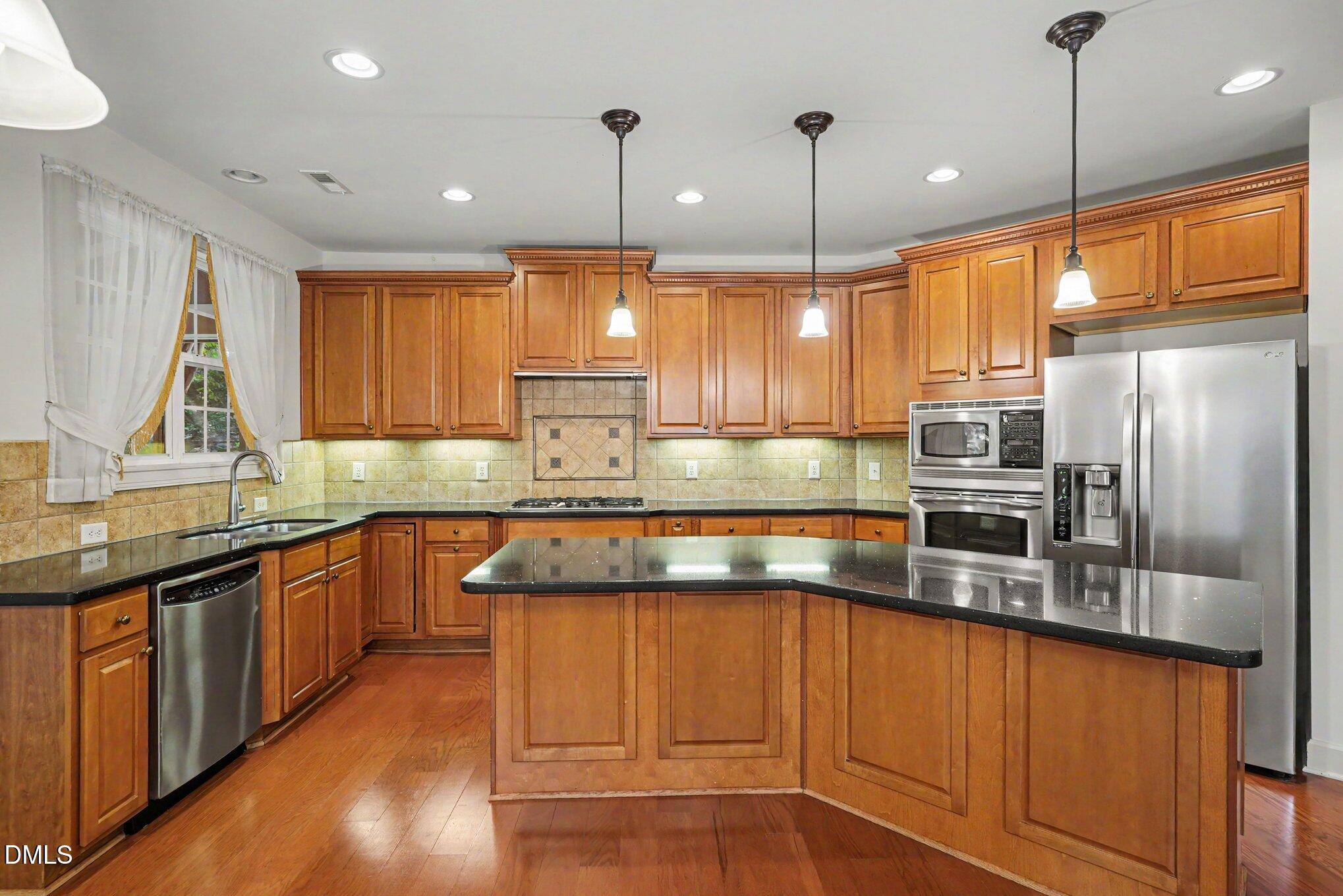 410 Belrose Drive Property Photo 12