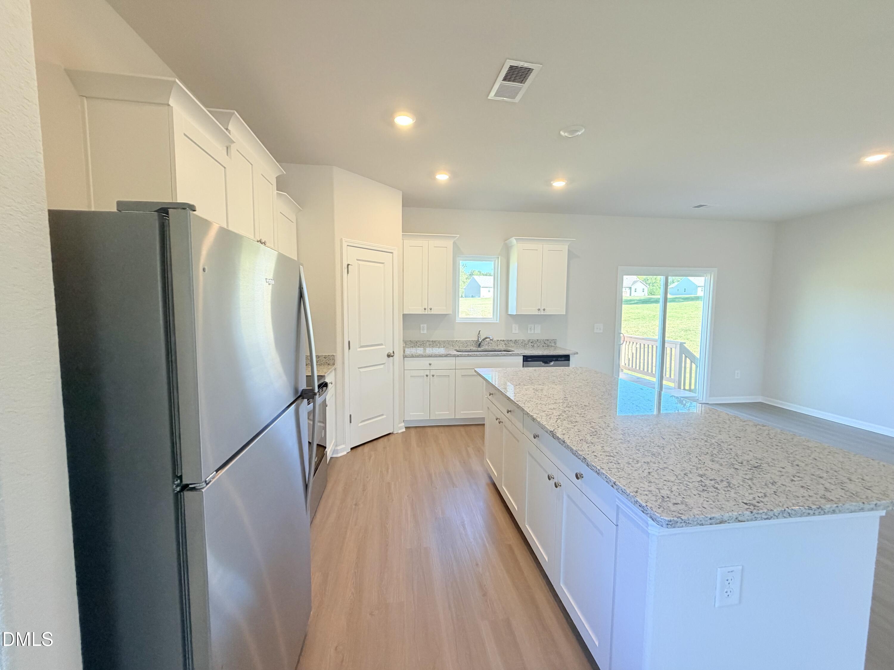 11510 International Drive Property Photo 8