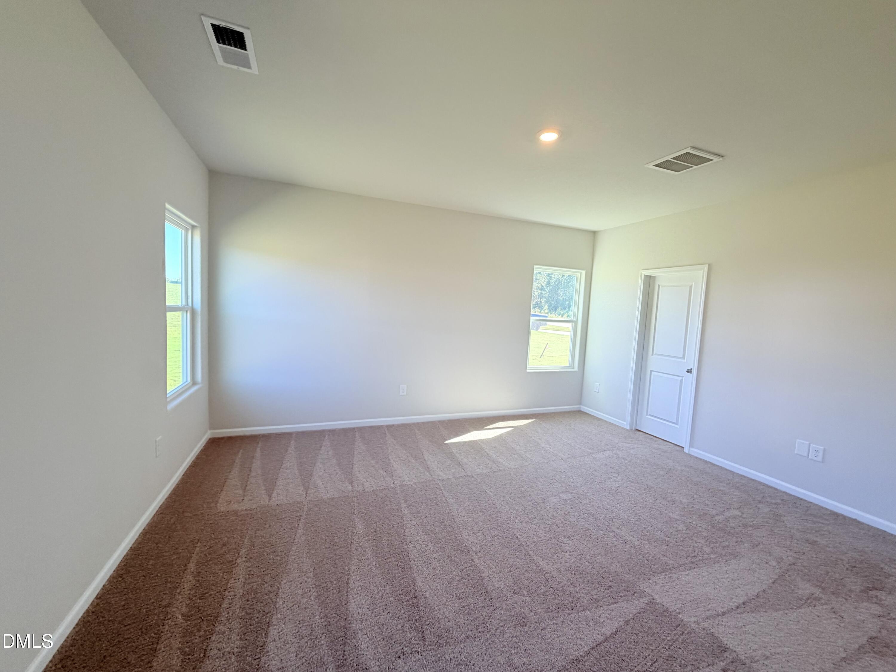 11510 International Drive Property Photo 15