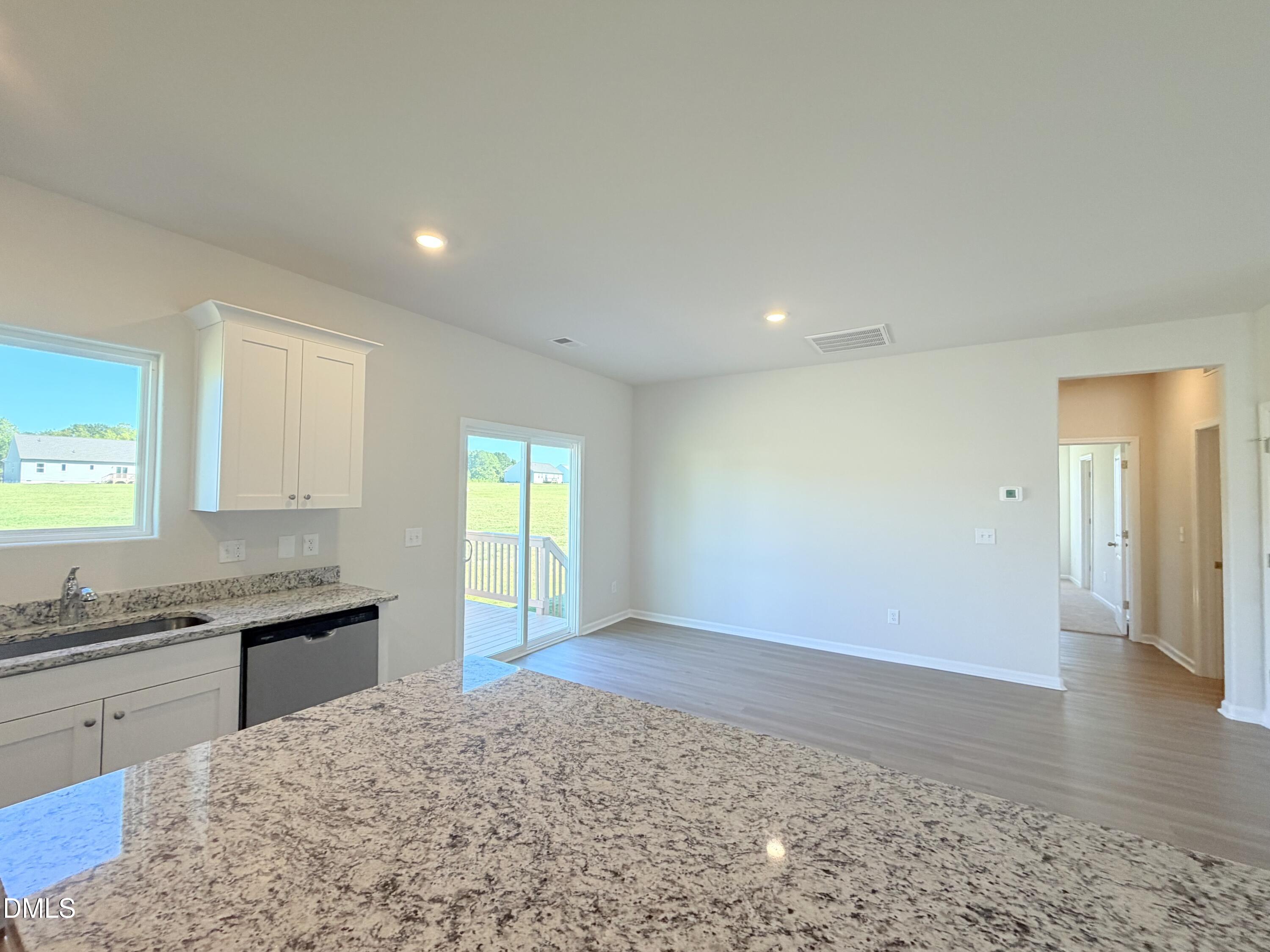 11450 International Drive Property Photo 10