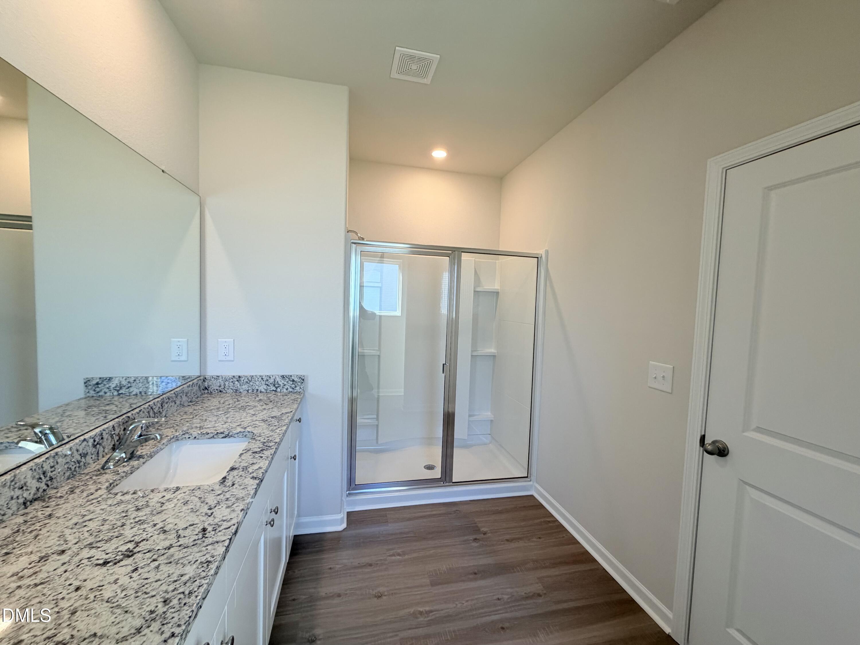 11450 International Drive Property Photo 19