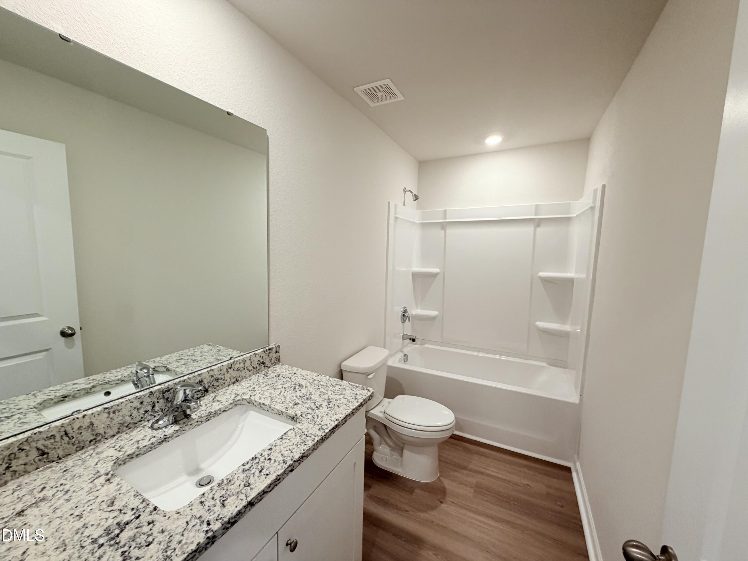 11450 International Drive Property Photo 24