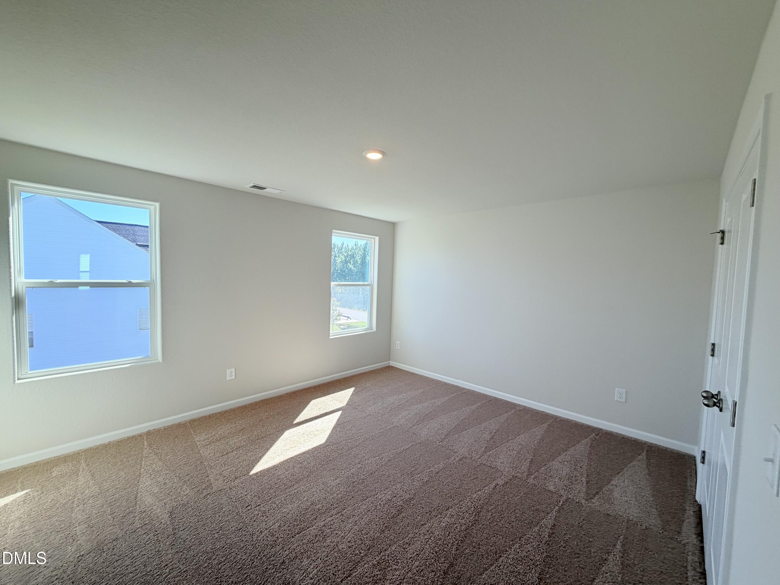 11450 International Drive Property Photo 26