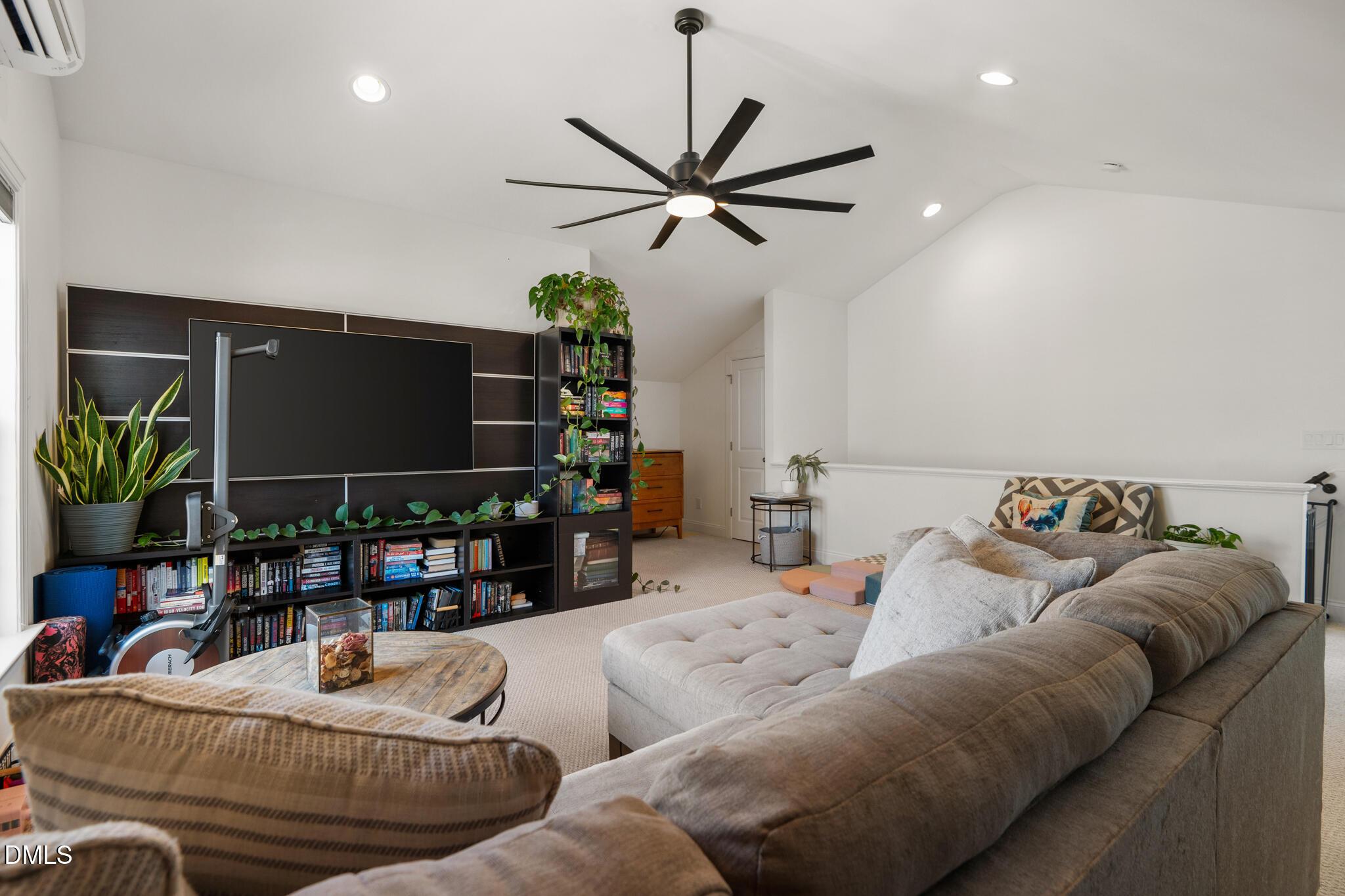 1141 N Blount Street Property Photo 29
