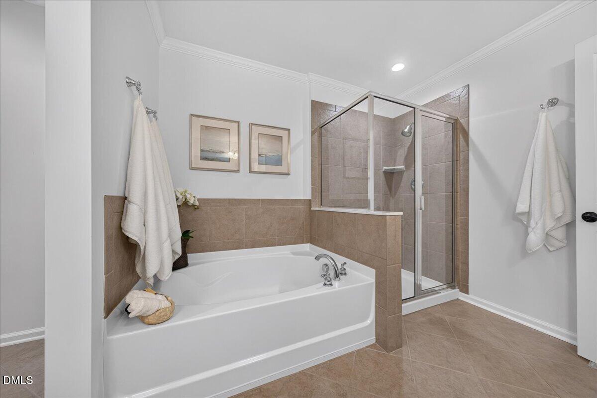 415 Weatherbrook Way Property Photo 27