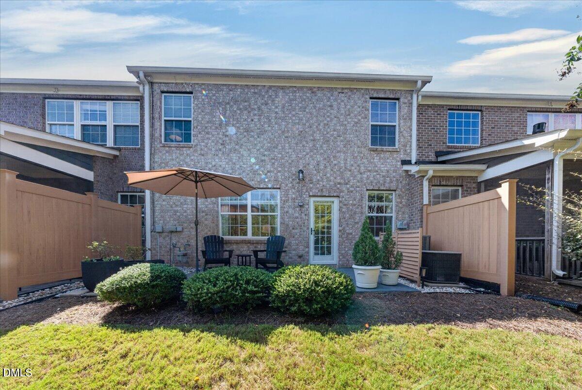 415 Weatherbrook Way Property Photo 38