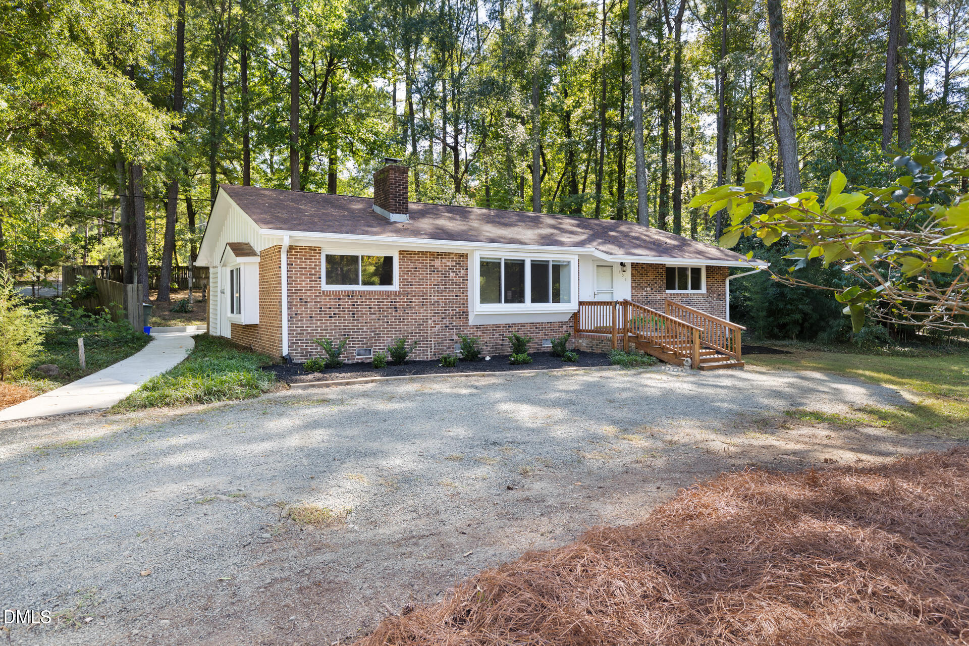 101 Oleander Road Property Photo 1