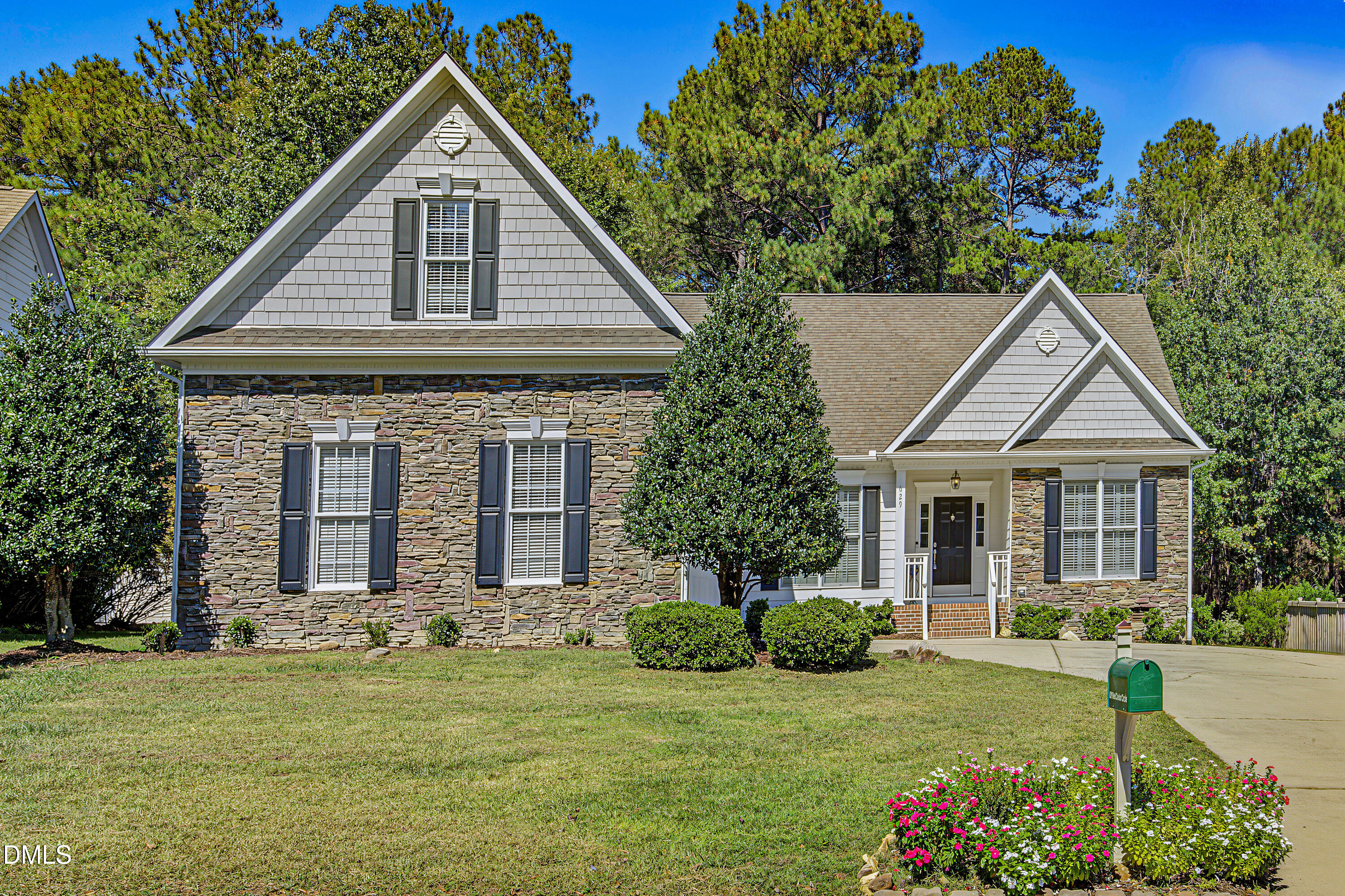 629 Red Cedar Circle Property Photo 1