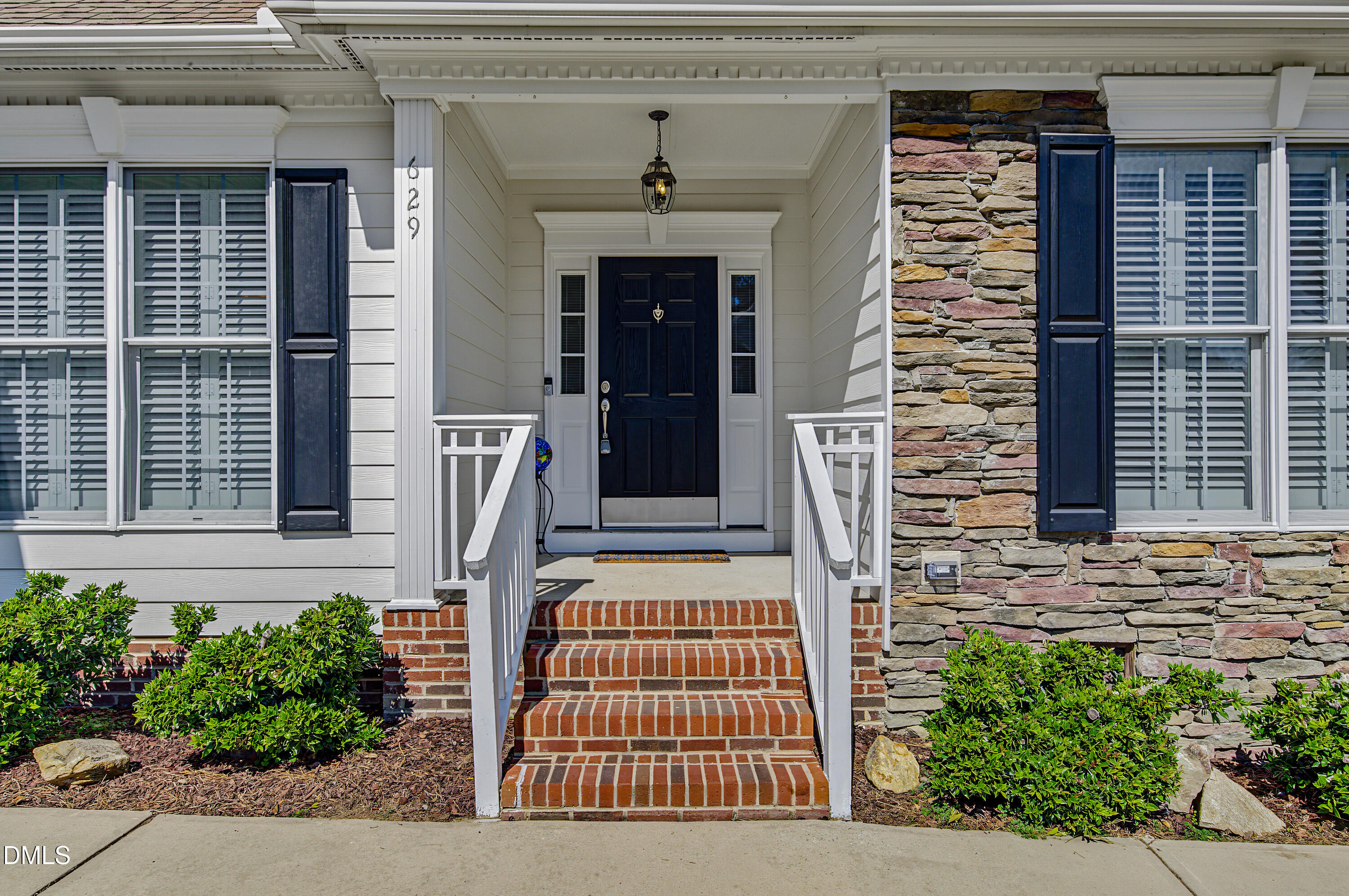 629 Red Cedar Circle Property Photo 7