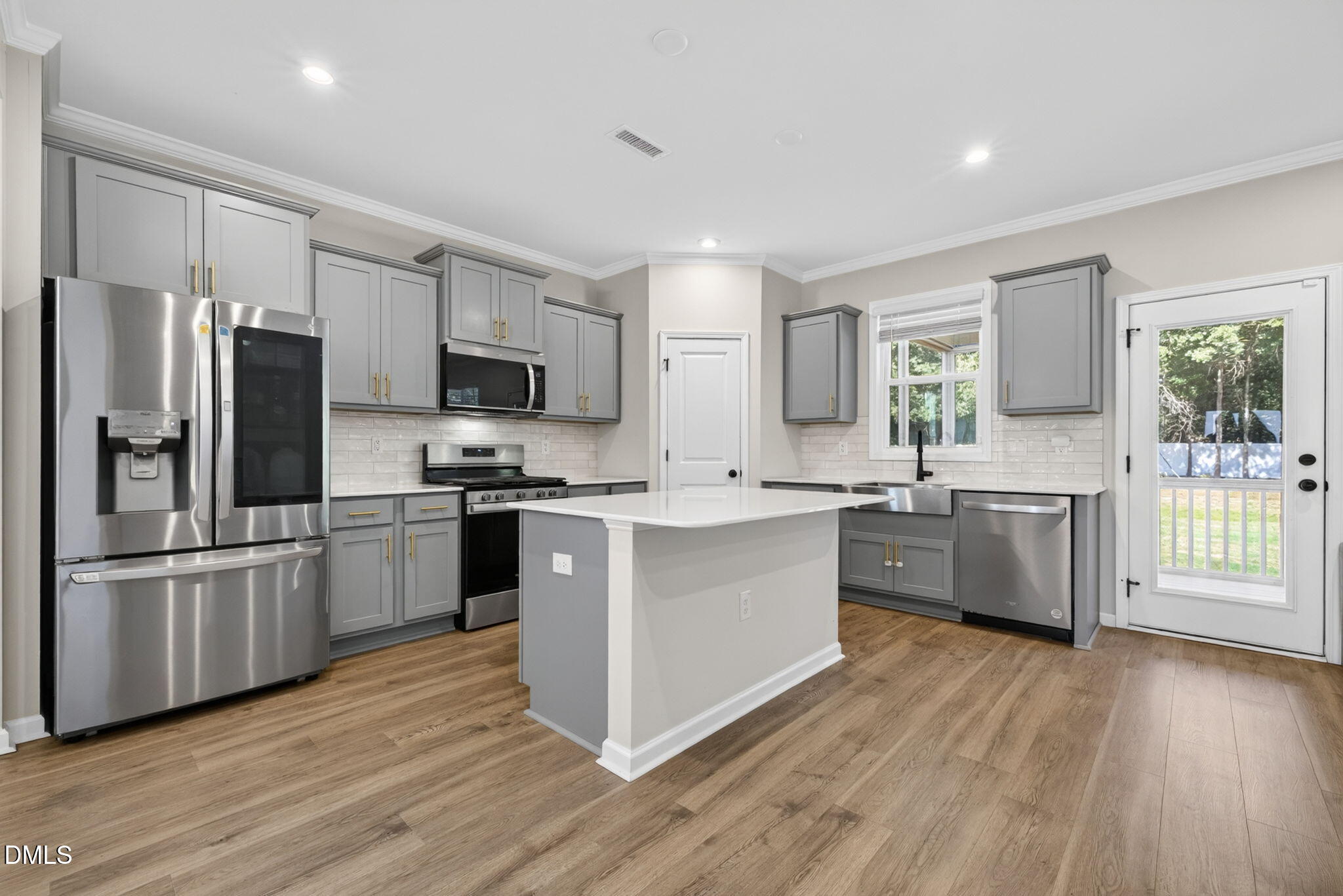 260 Madden Rose Loop Property Photo 13