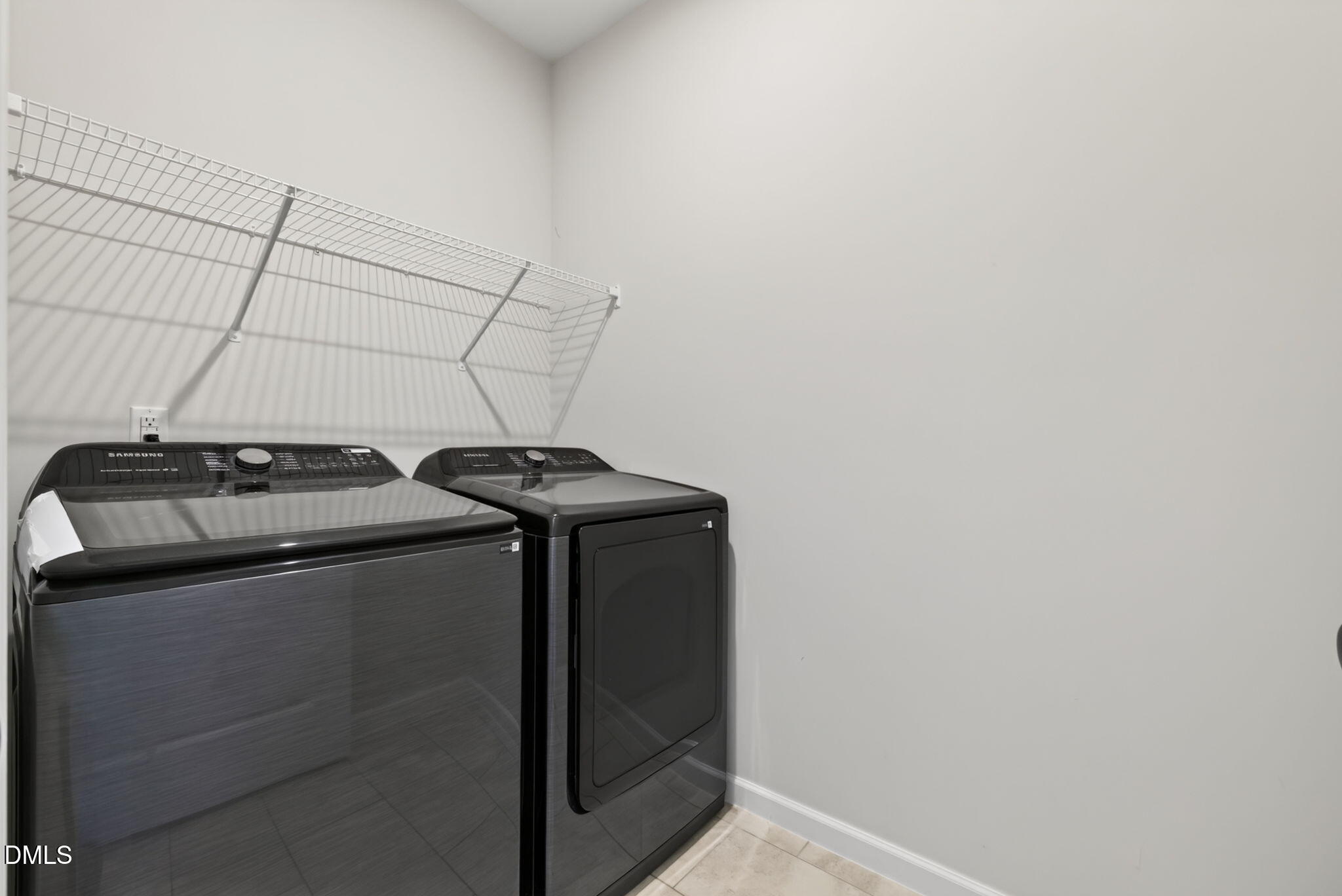 260 Madden Rose Loop Property Photo 22