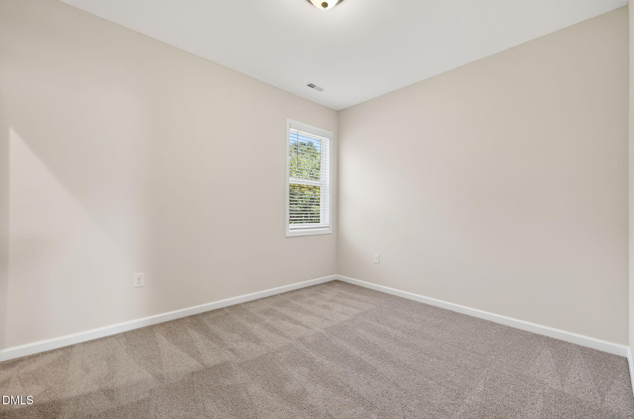 260 Madden Rose Loop Property Photo 29