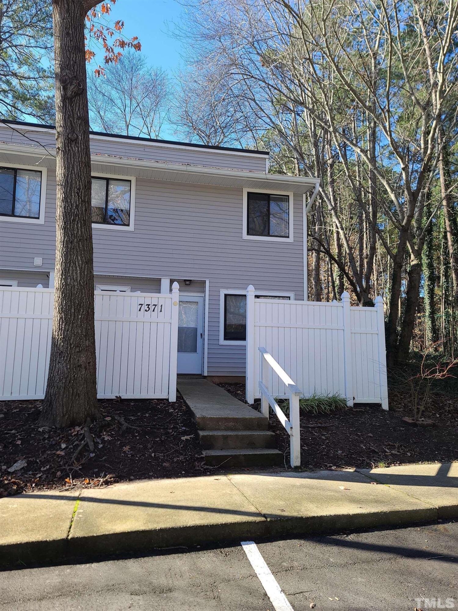 7371 Sandy Creek Property Photo 1