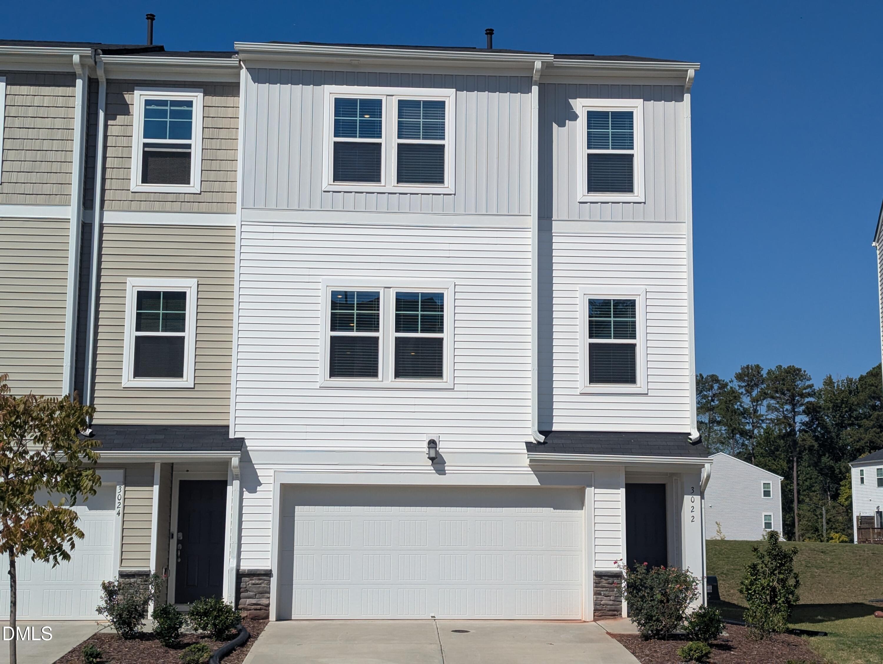 3022 Castle Loch Lane Property Photo 1