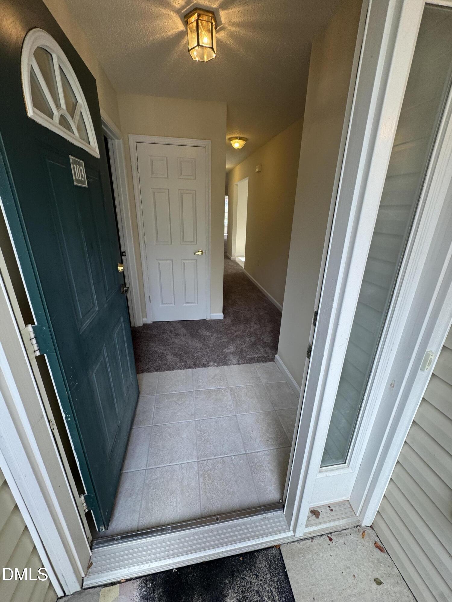 2521 Gordon Glen Court 103 Property Photo 4