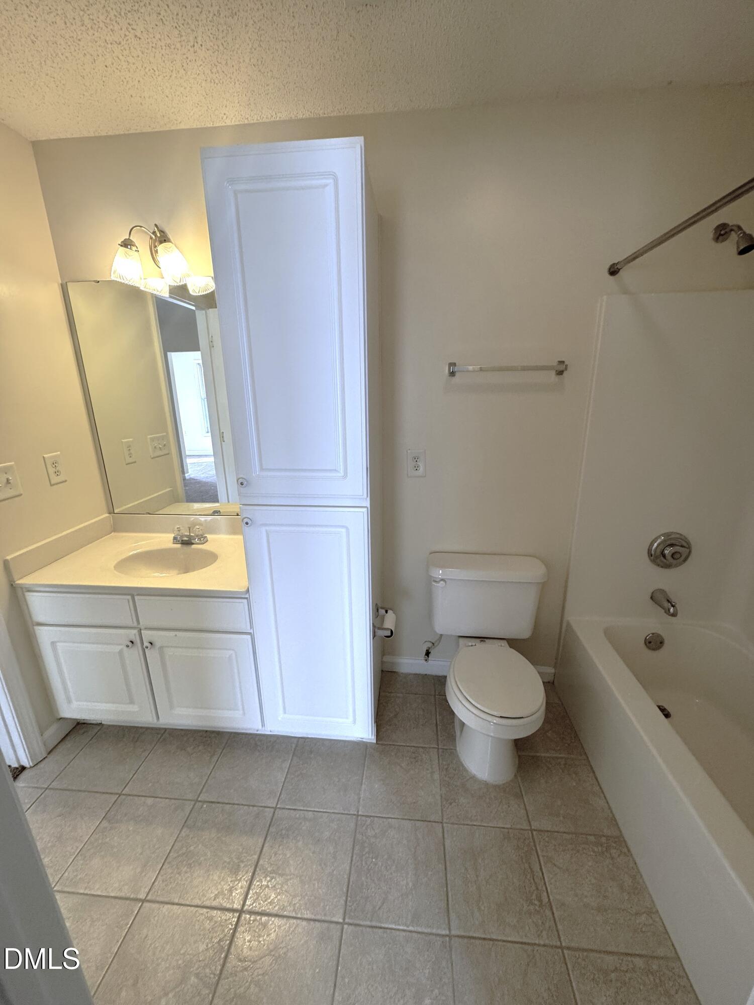2521 Gordon Glen Court 103 Property Photo 20