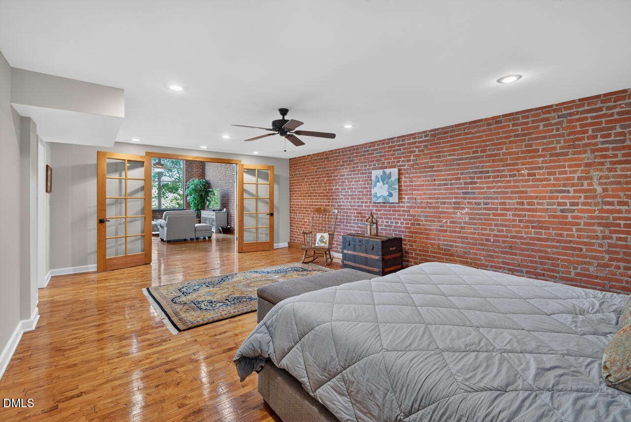 500 N Duke Street Property Photo 15