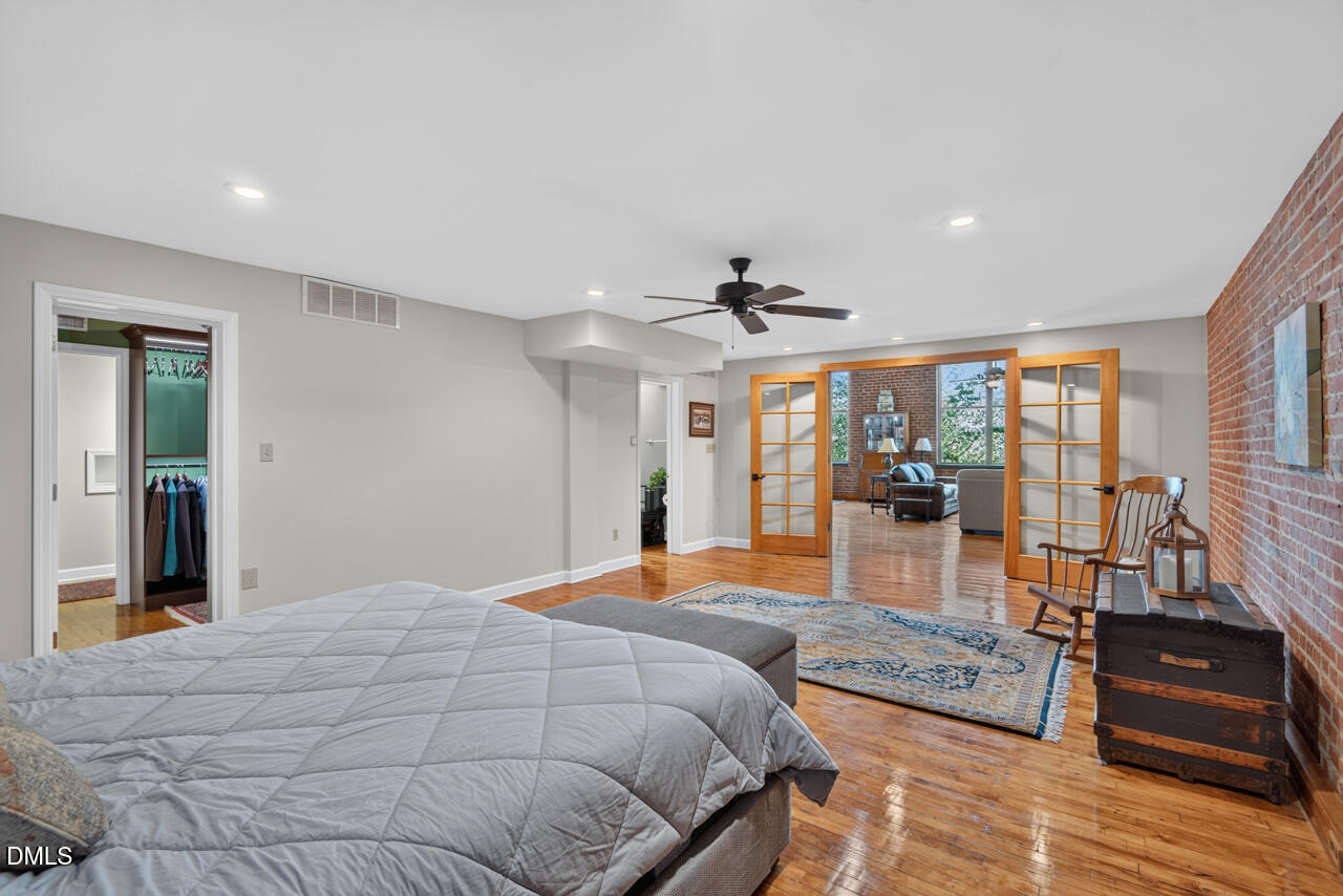 500 N Duke Street Property Photo 17