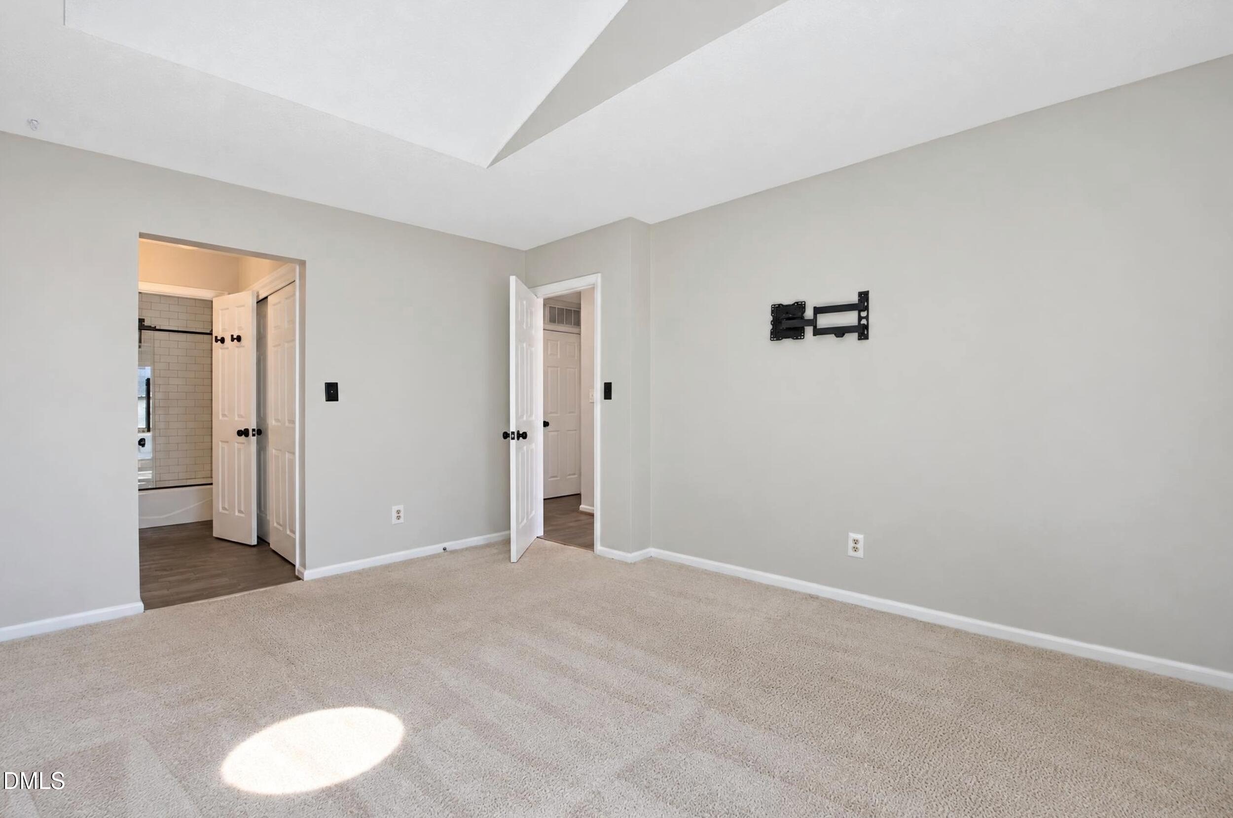 1021 Brighthurst Drive 306 Property Photo 18