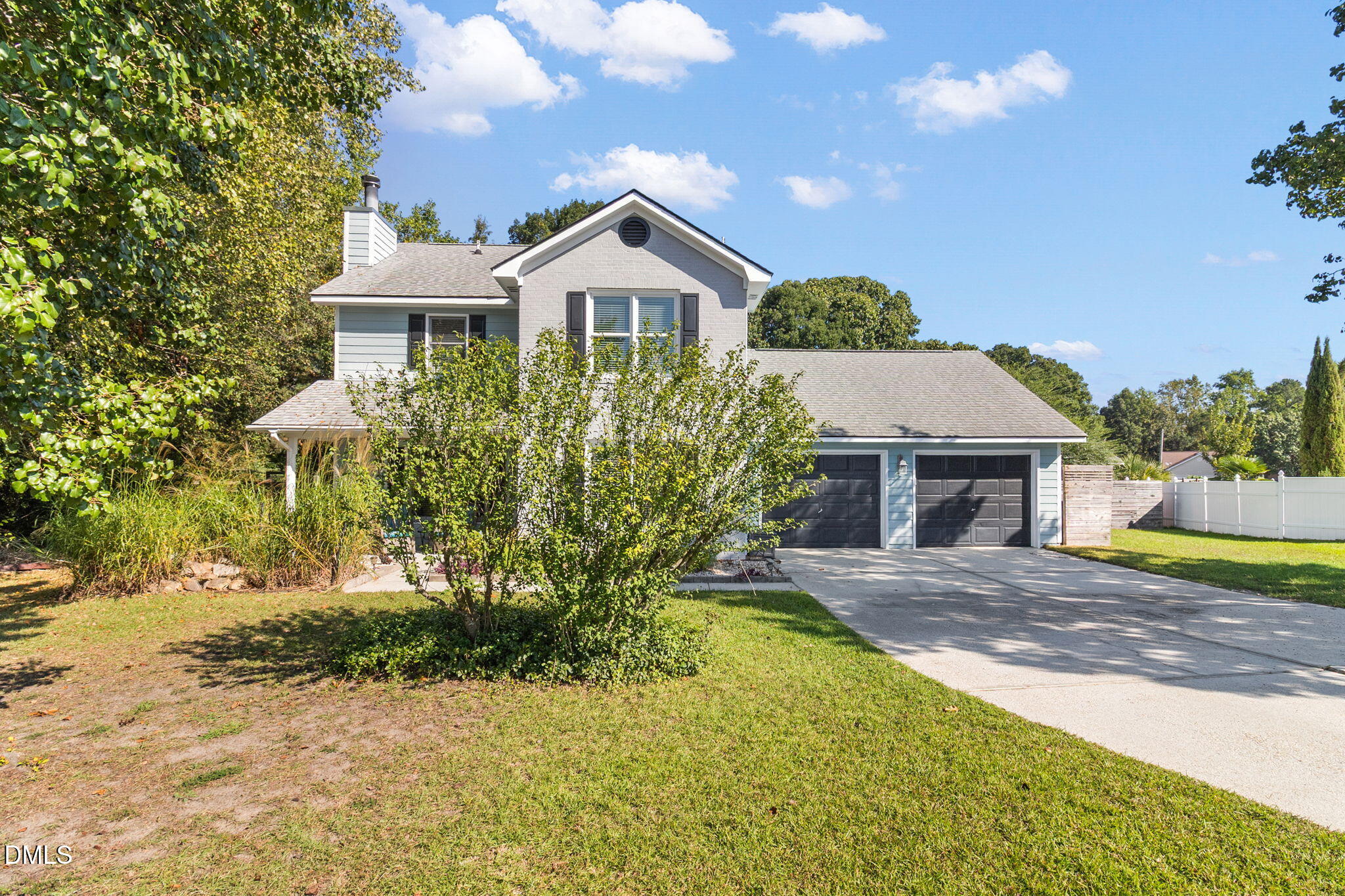207 Oakview Drive Property Photo 6