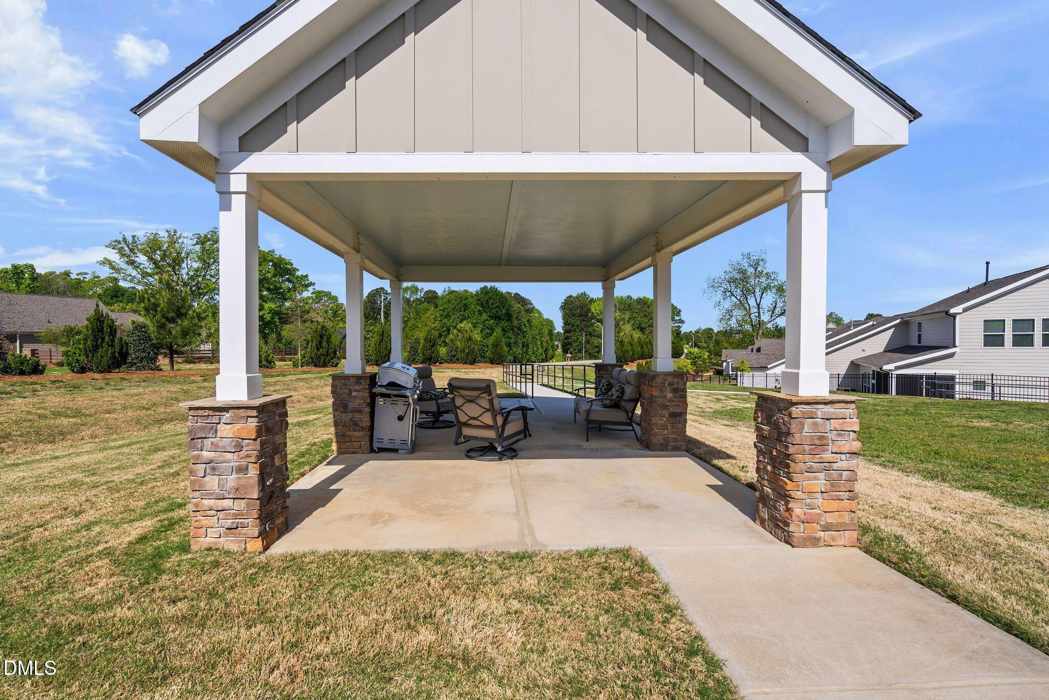 916 Market House Way Property Photo 35